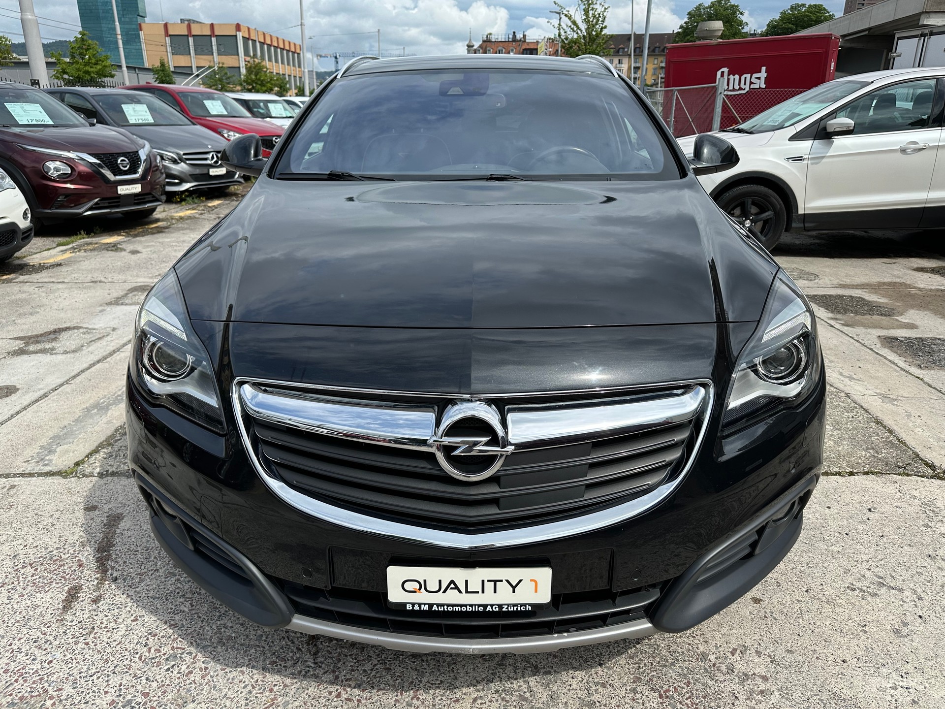 OPEL Insignia Country Tourer Excellence 2.0 Turbo 4WD Automatic-showroom-element-1