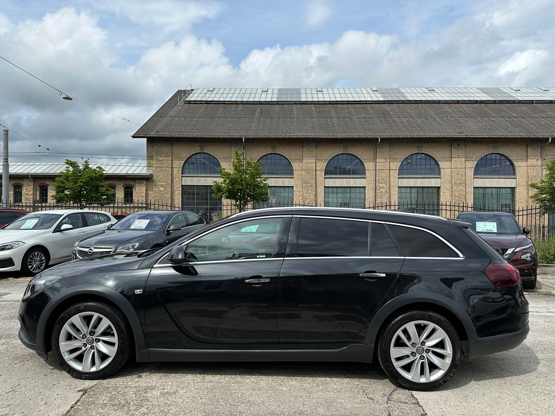 OPEL Insignia Country Tourer Excellence 2.0 Turbo 4WD Automatic-image-4