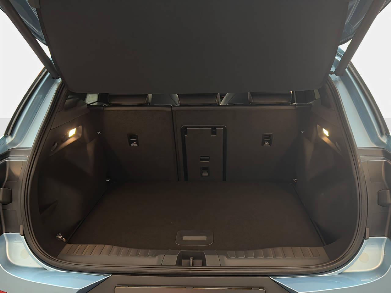 FORD Explorer Extended Range Premium-image-12