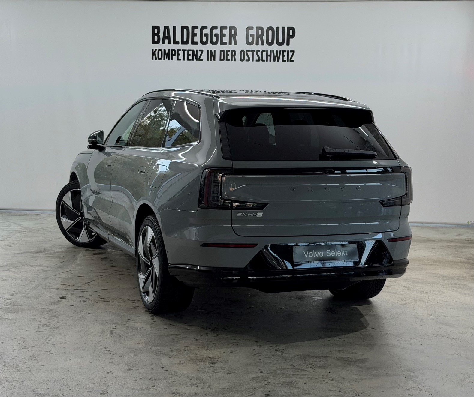VOLVO EX 90 Twin Performance Ultra AWD-image-1