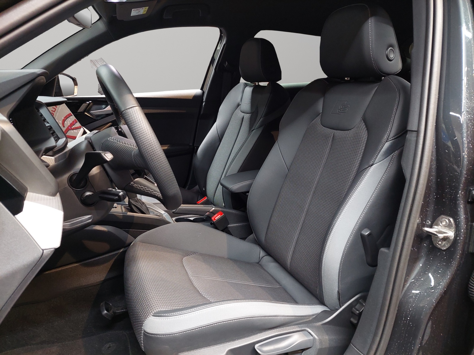 AUDI A1 Sportback 35 TFSI S-tronic-image-5