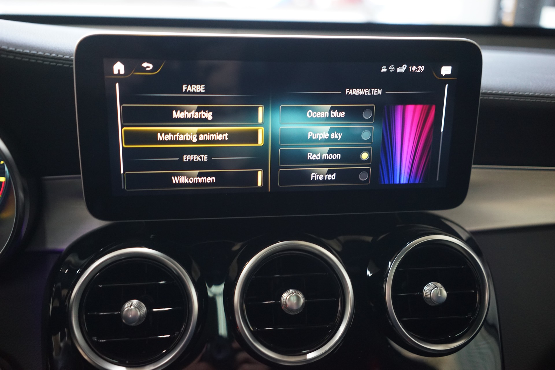 MERCEDES-BENZ GLC 63 AMG 4Matic 9G-Tronic-image-22