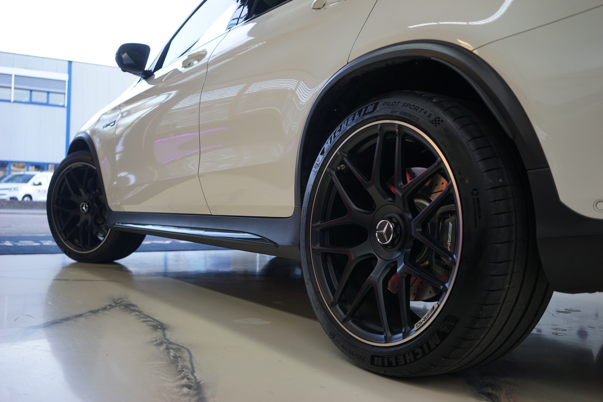 MERCEDES-BENZ GLC 63 AMG 4Matic 9G-Tronic-image-6