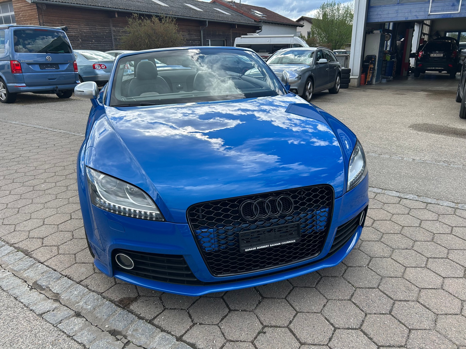 AUDI TTS Roadster 2.0 TFSI quattro-image-7