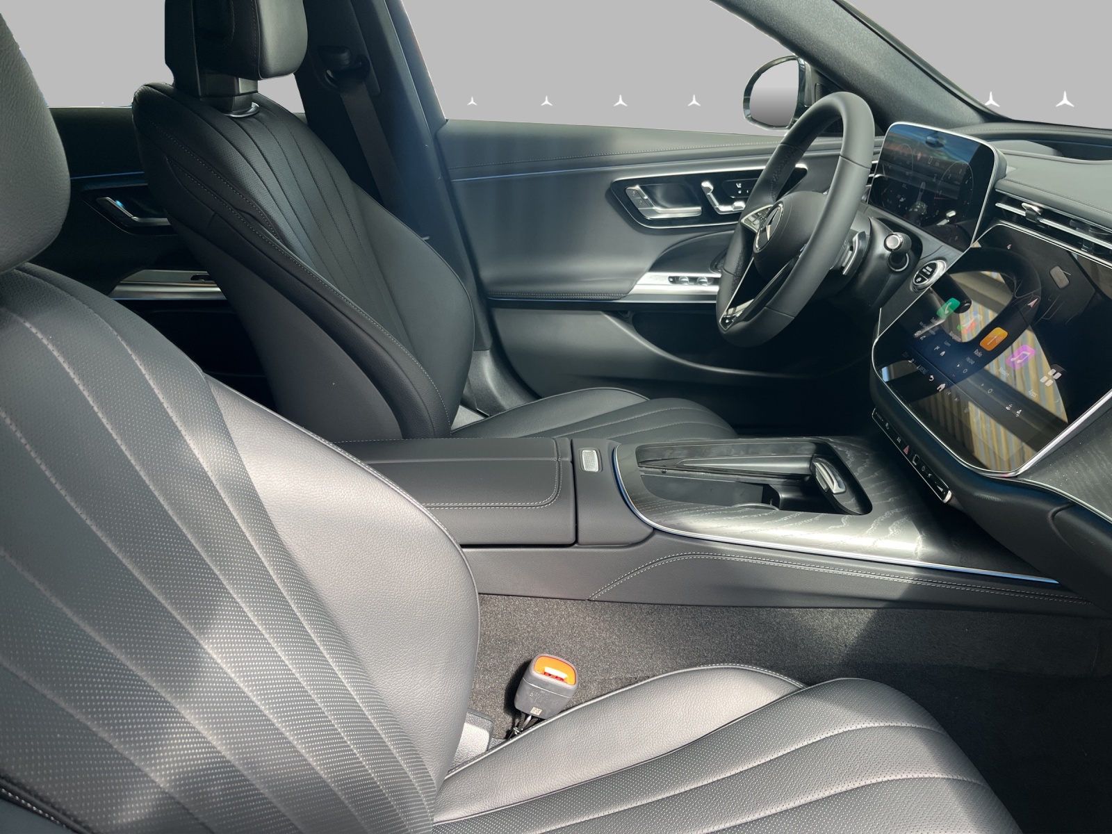 MERCEDES-BENZ E 220 d T 4Matic 9G-Tronic-image-10