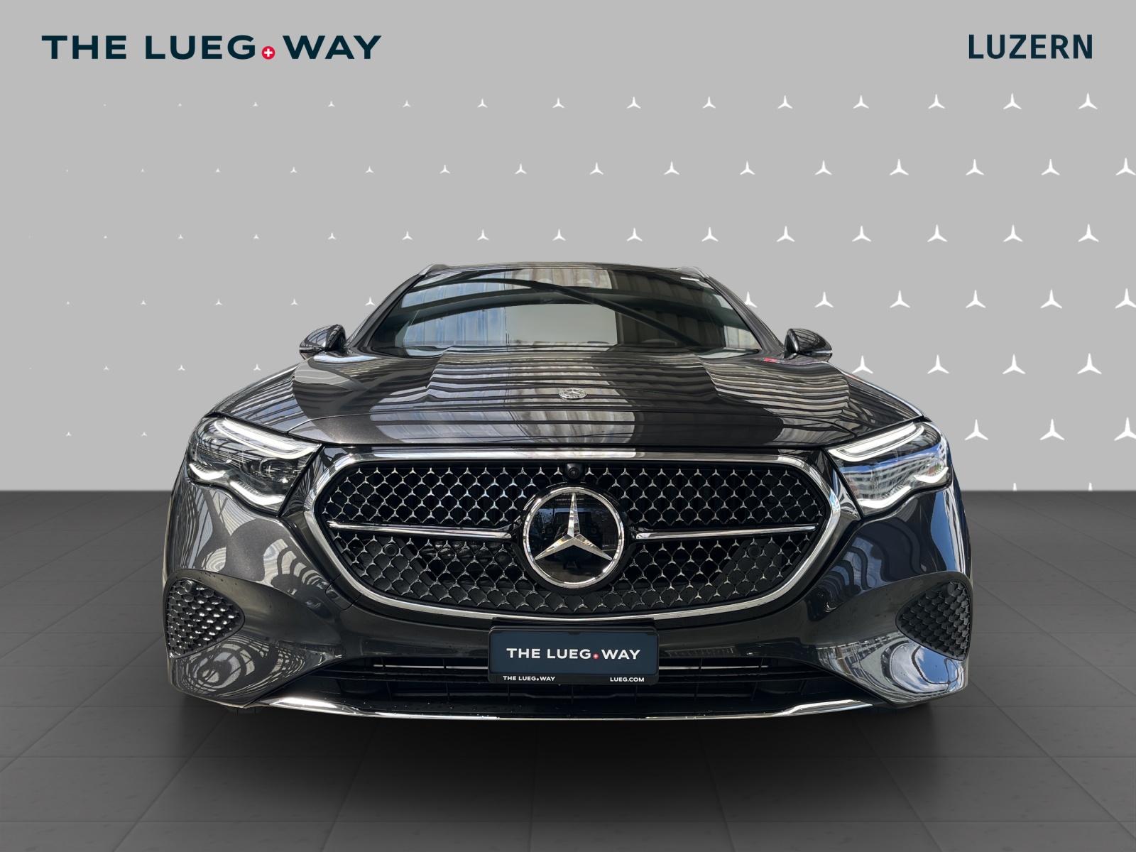 MERCEDES-BENZ E 220 d T 4Matic 9G-Tronic-image-2