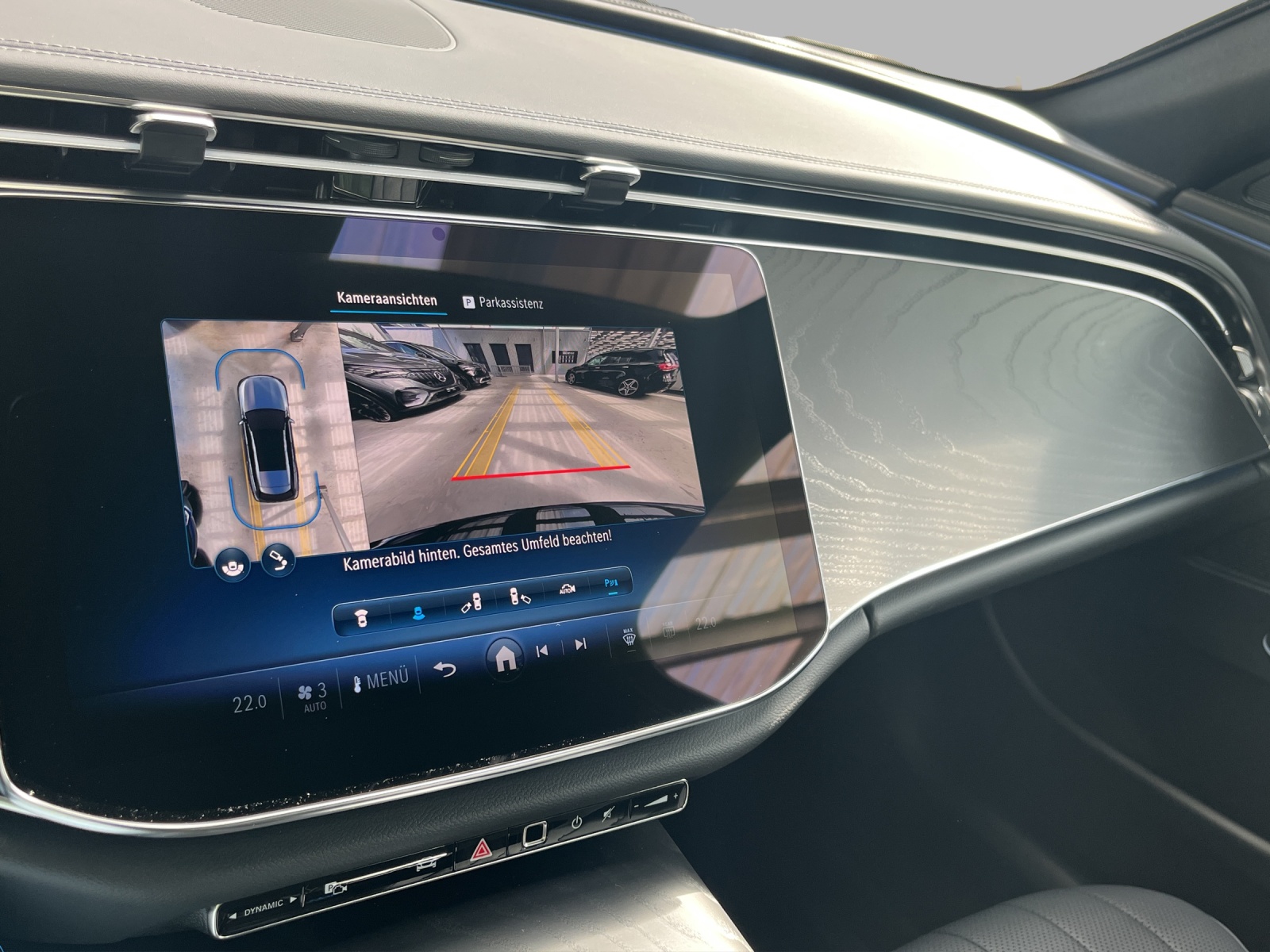 MERCEDES-BENZ E 220 d T 4Matic 9G-Tronic-image-13