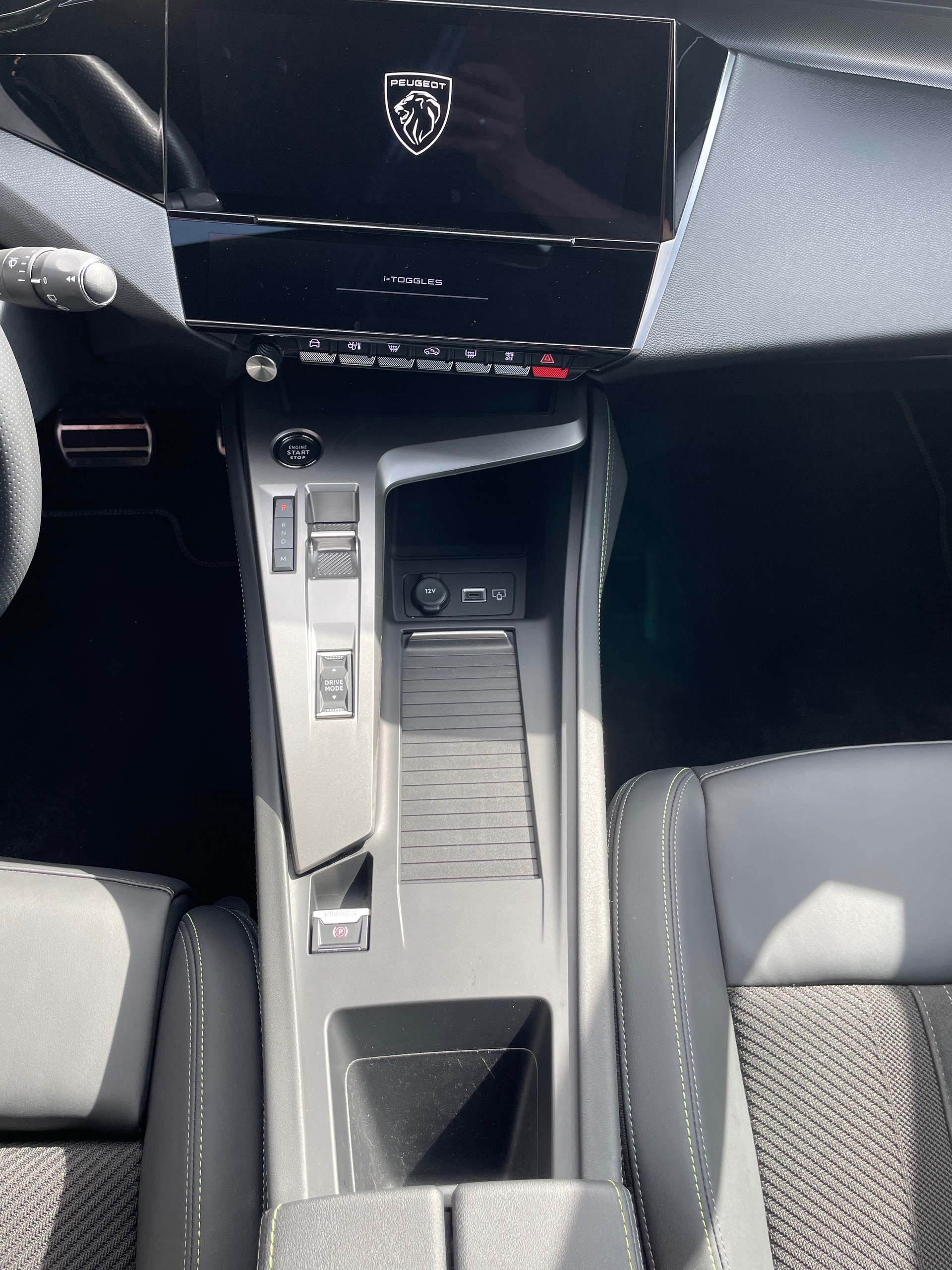 PEUGEOT 308 SW 1.2 Pure Tech GT EAT8-image-10