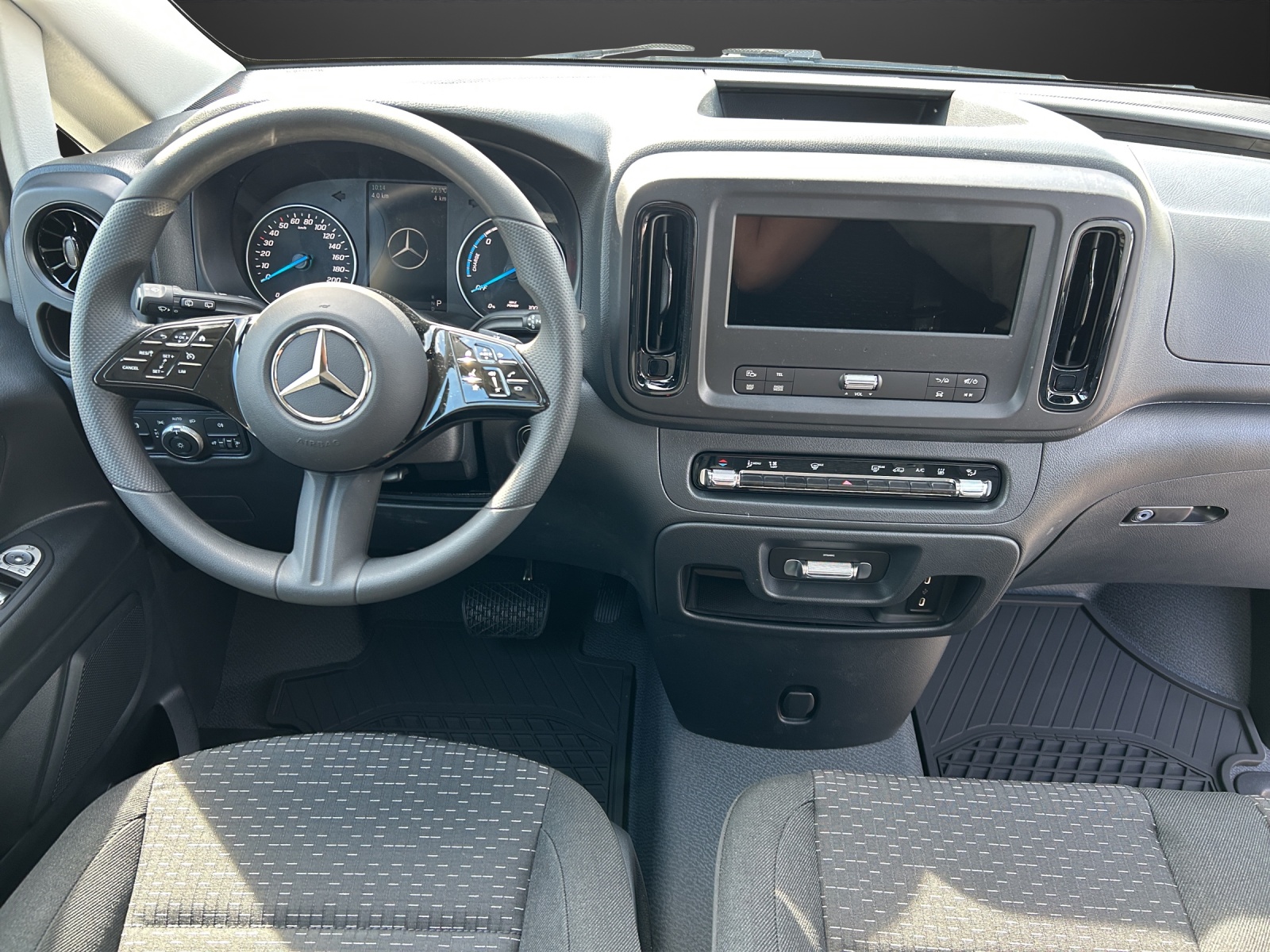 MERCEDES-BENZ eVito Kasten 60kWh Lang-image-8