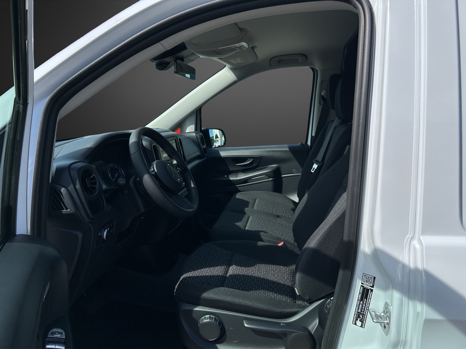 MERCEDES-BENZ eVito Kasten 60kWh Lang-image-6
