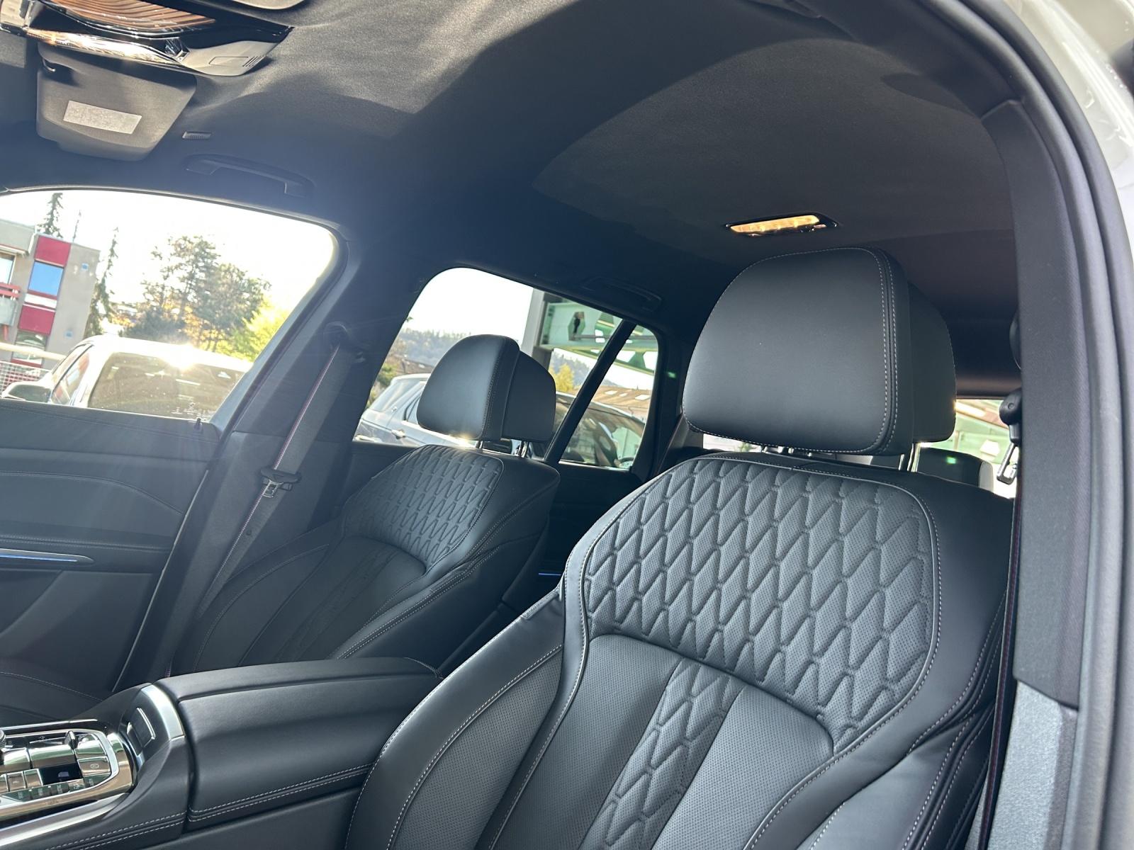 BMW X5 50e xDrive SAG-image-16