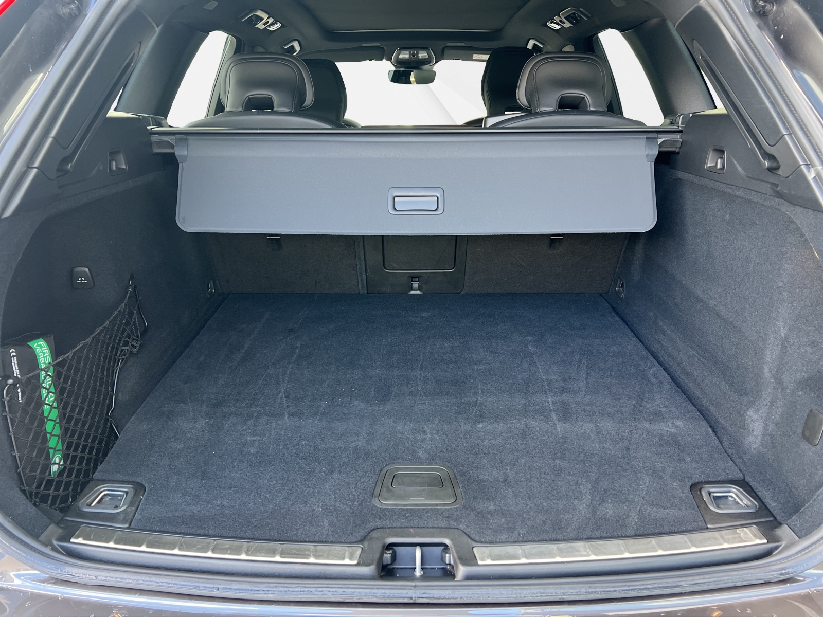 VOLVO XC60 2.0 T8 TE Plus Dark eAWD-image-14