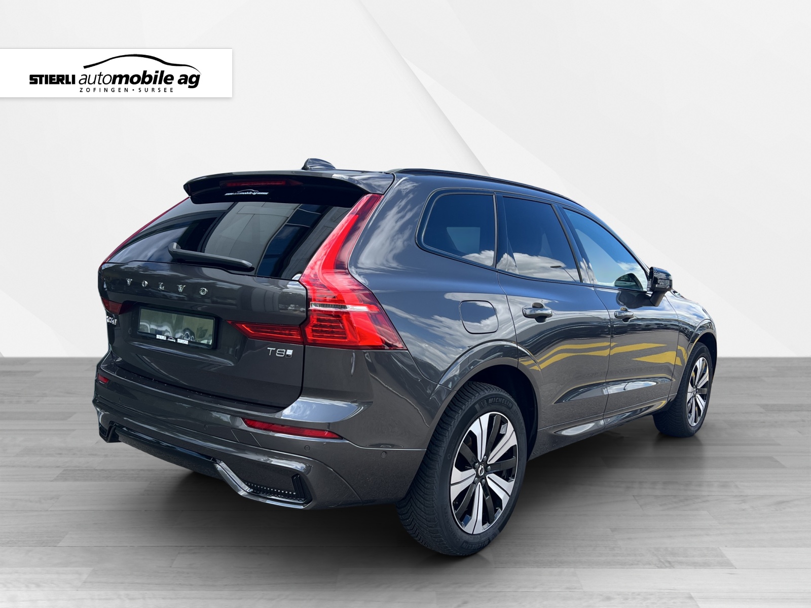 VOLVO XC60 2.0 T8 TE Plus Dark eAWD-image-4