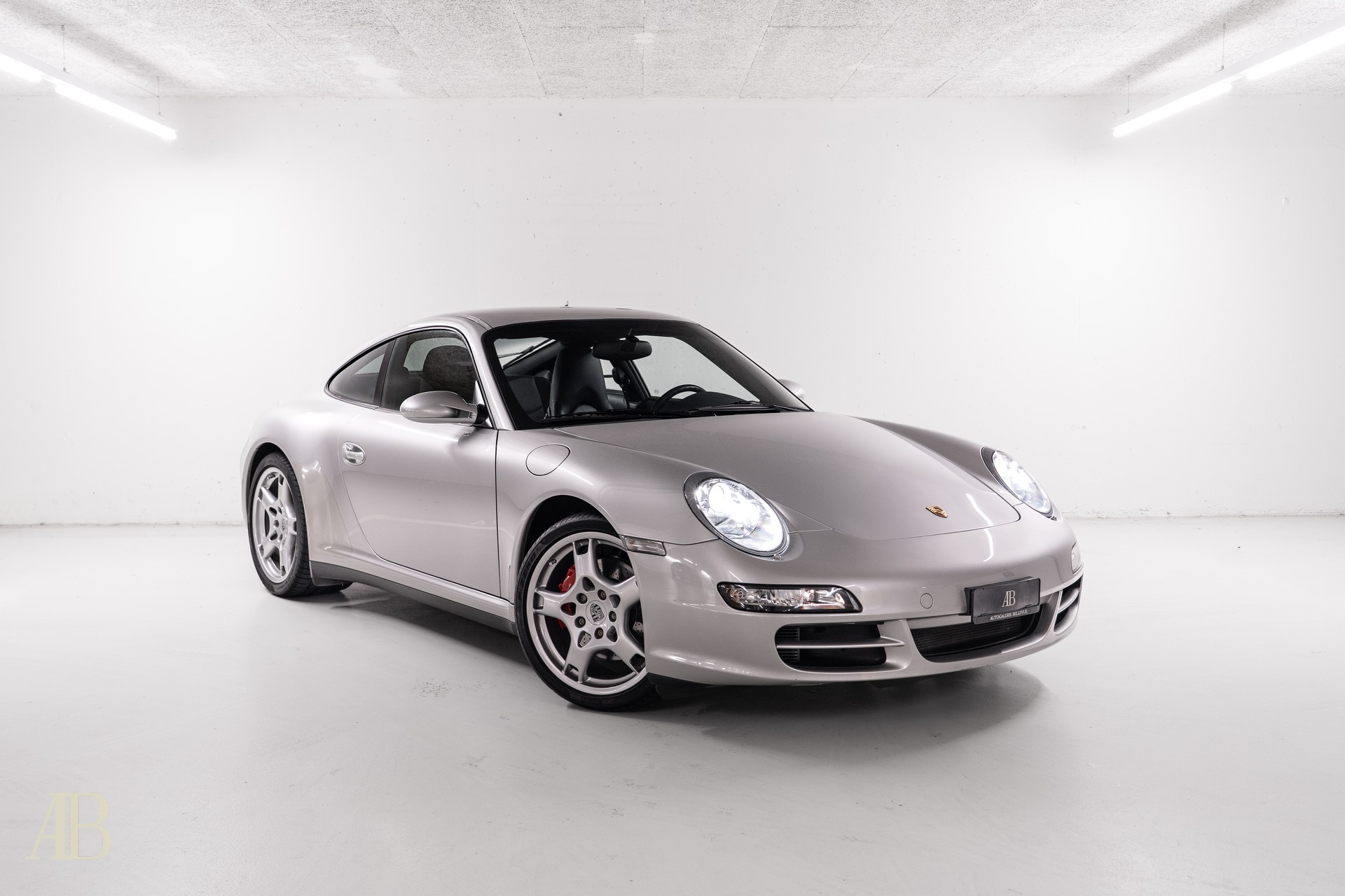 PORSCHE 911 Carrera 4S-image-0