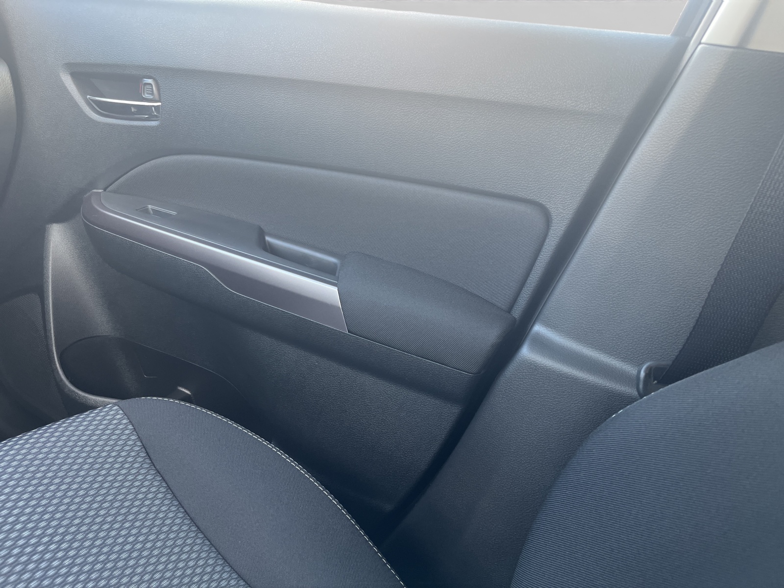 SUZUKI Vitara 1.4 T Compact+ Hybrid 4x4-image-15