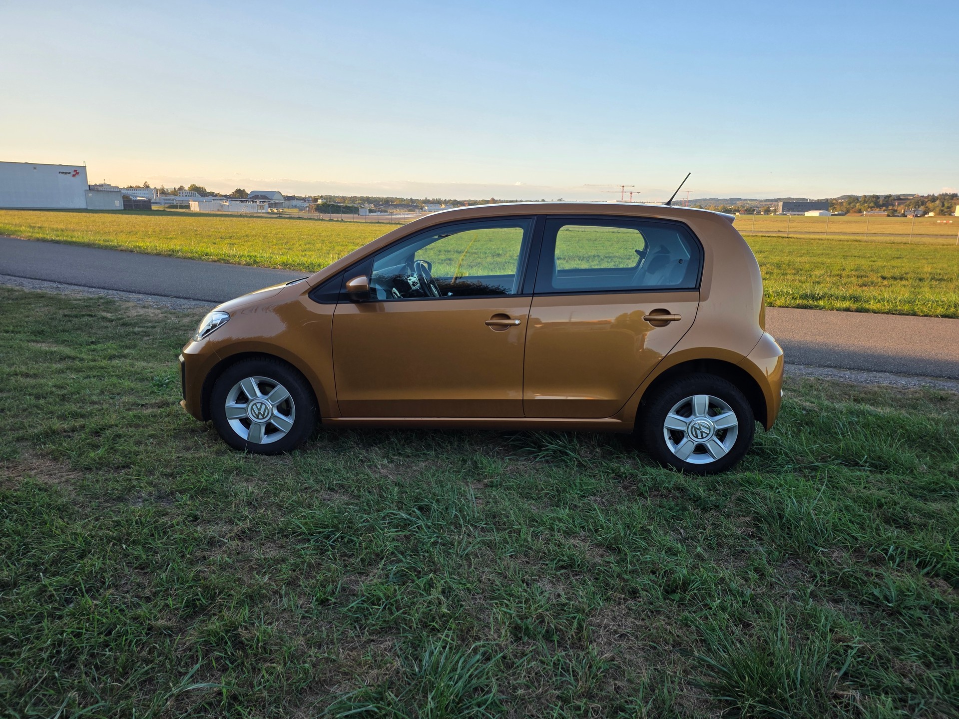 VW Up / AUTOMAT / Frisch mfk 05.10.2026 / TOPFAHRZEUG-image-5