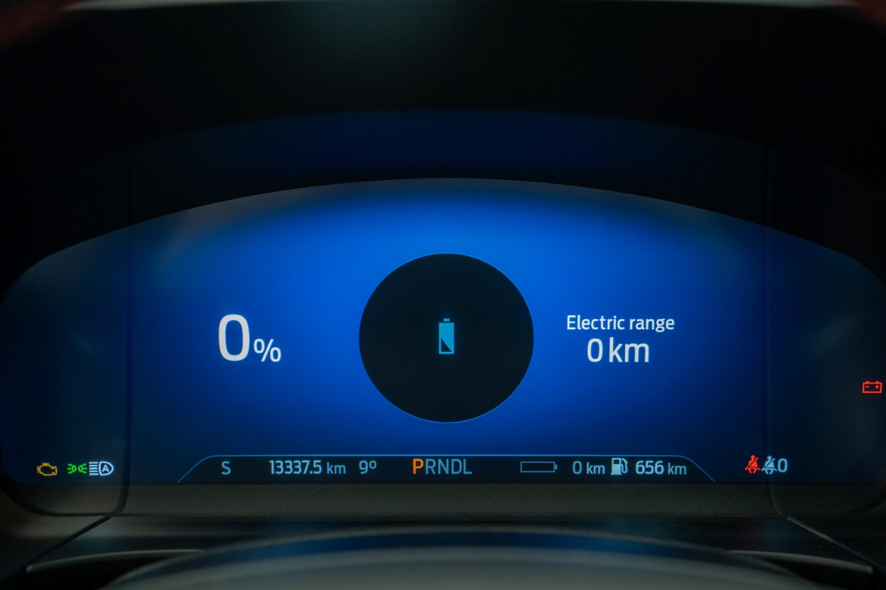 FORD Kuga 2.5 Plug-in Hybrid ST-Line X-image-13
