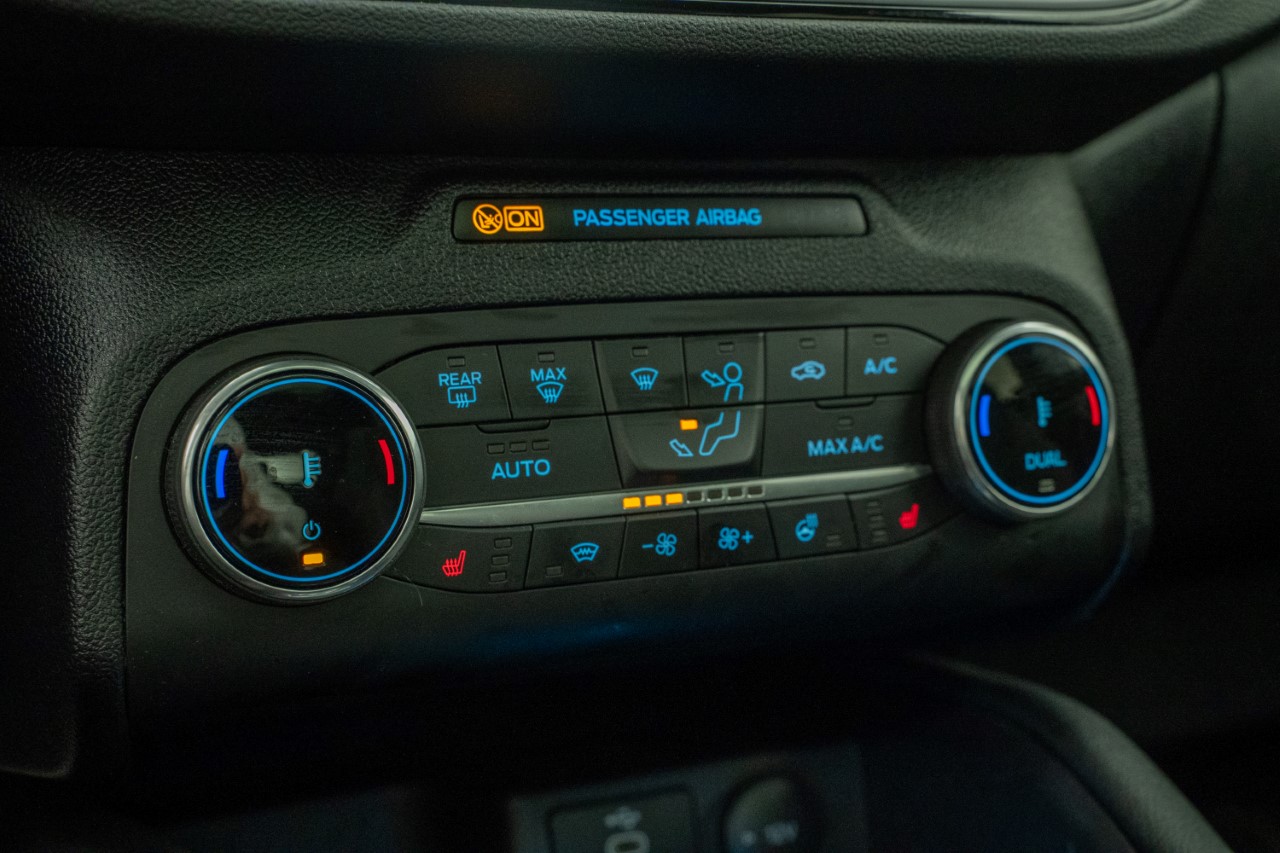 FORD Kuga 2.5 Plug-in Hybrid ST-Line X-image-11