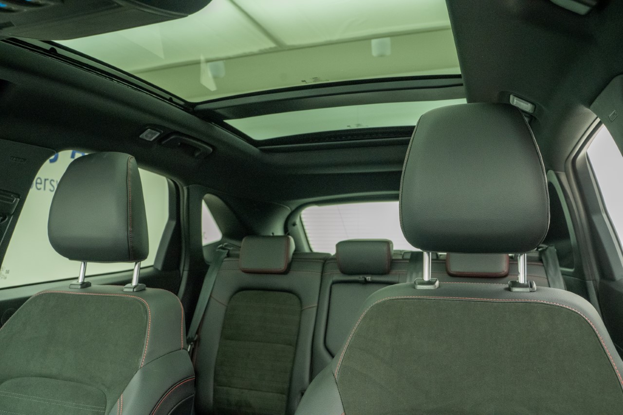 FORD Kuga 2.5 Plug-in Hybrid ST-Line X-image-9