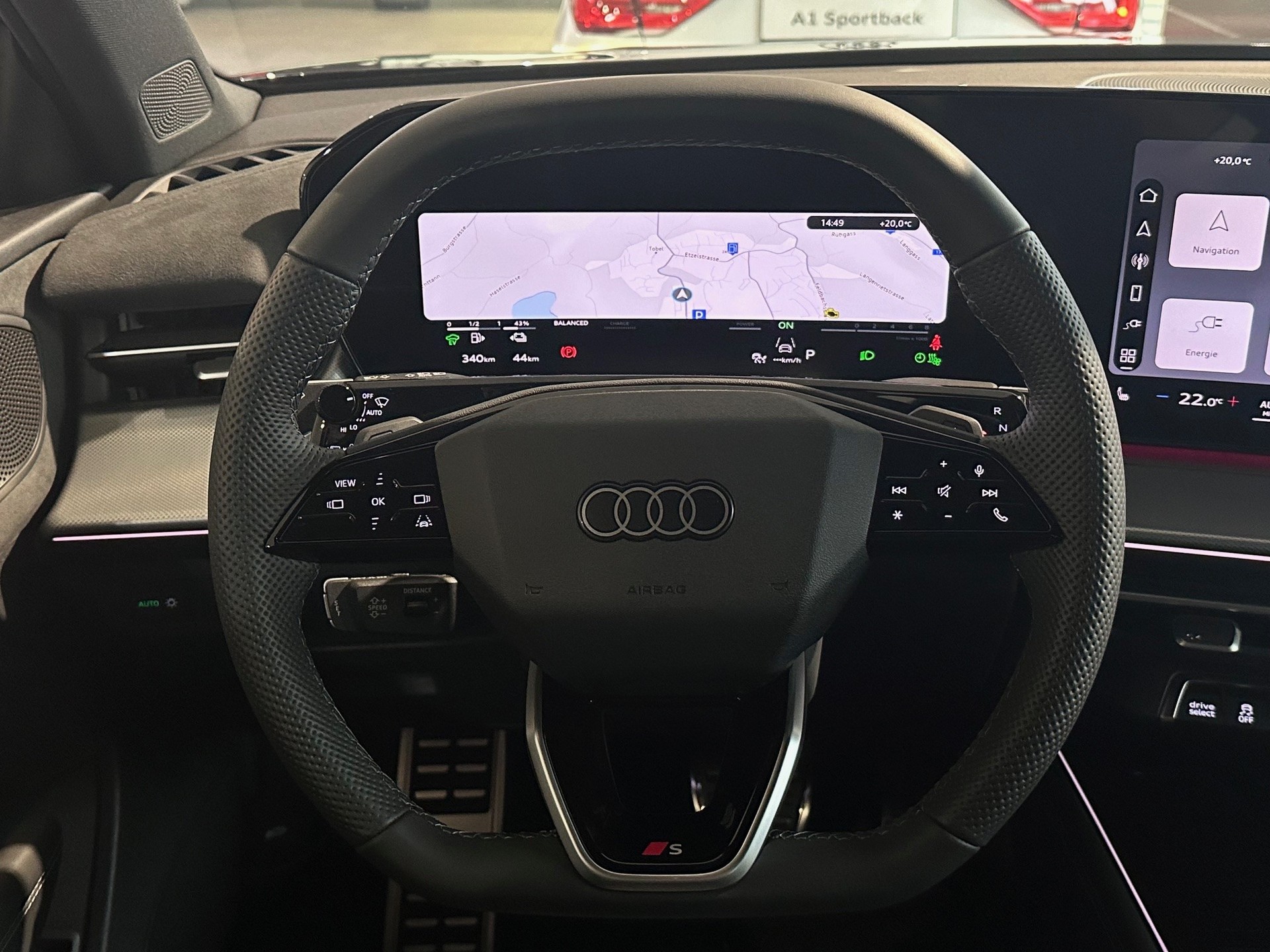 AUDI Q3 SUV e-hybrid 200 kW S tronig-image-5