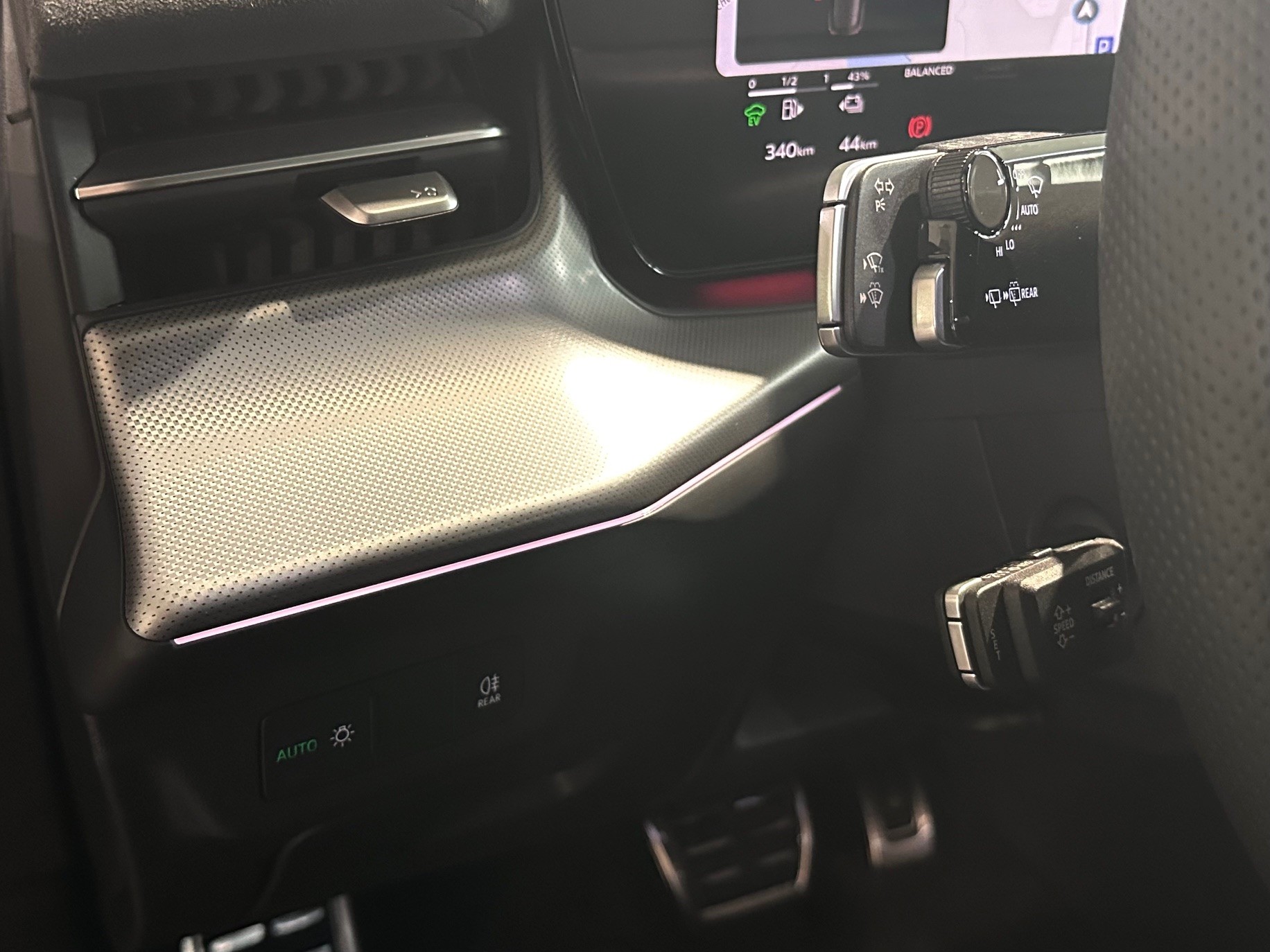 AUDI Q3 SUV e-hybrid 200 kW S tronig-image-11