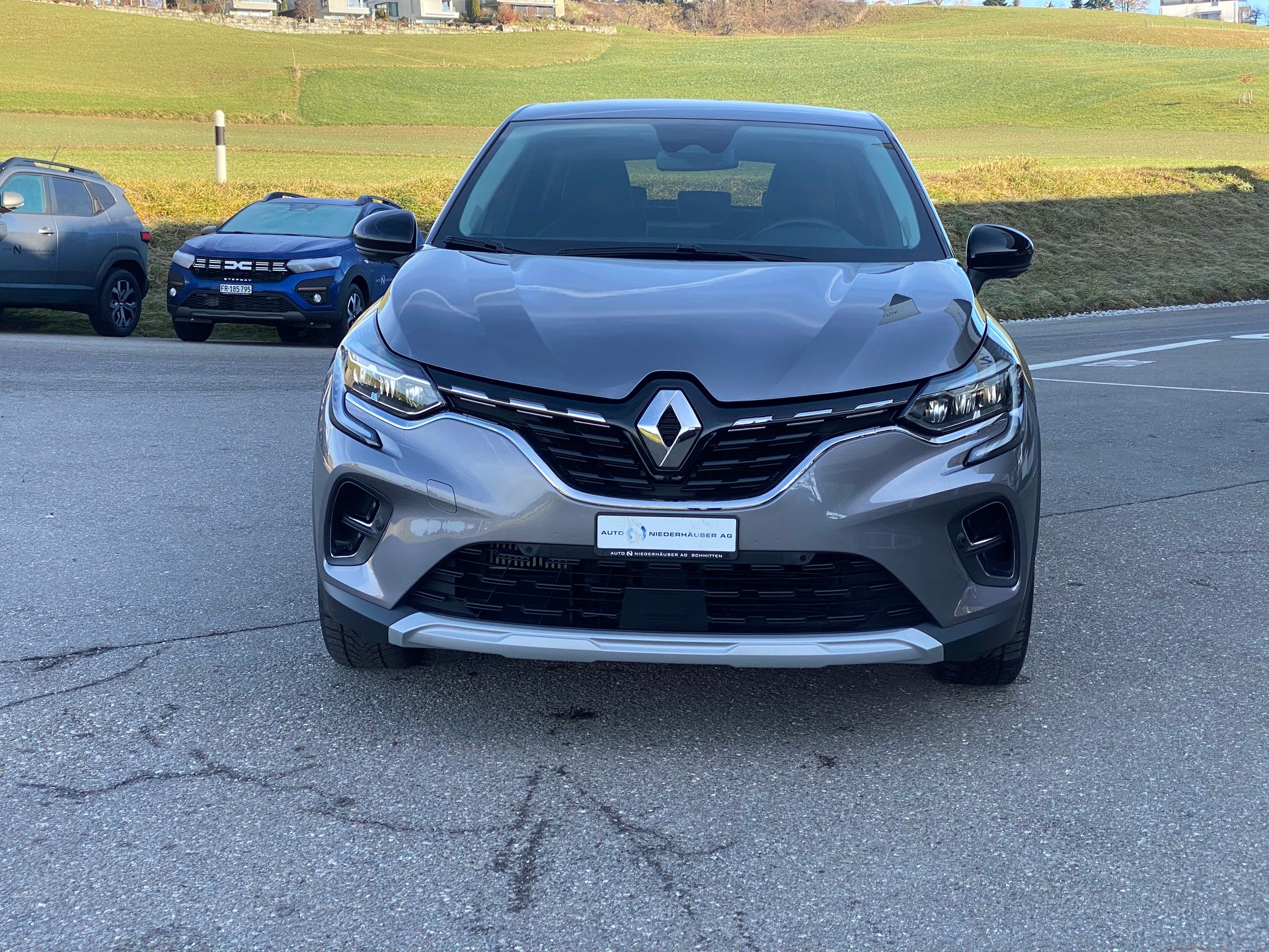 RENAULT Captur 1.3 TCe Techno EDC-image-1