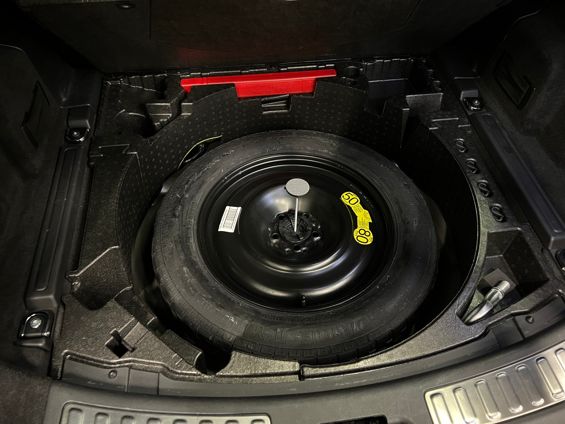 LAND ROVER Discovery Sport R Dyn P250 2.0 Si4 MHEV SE AT9-image-24