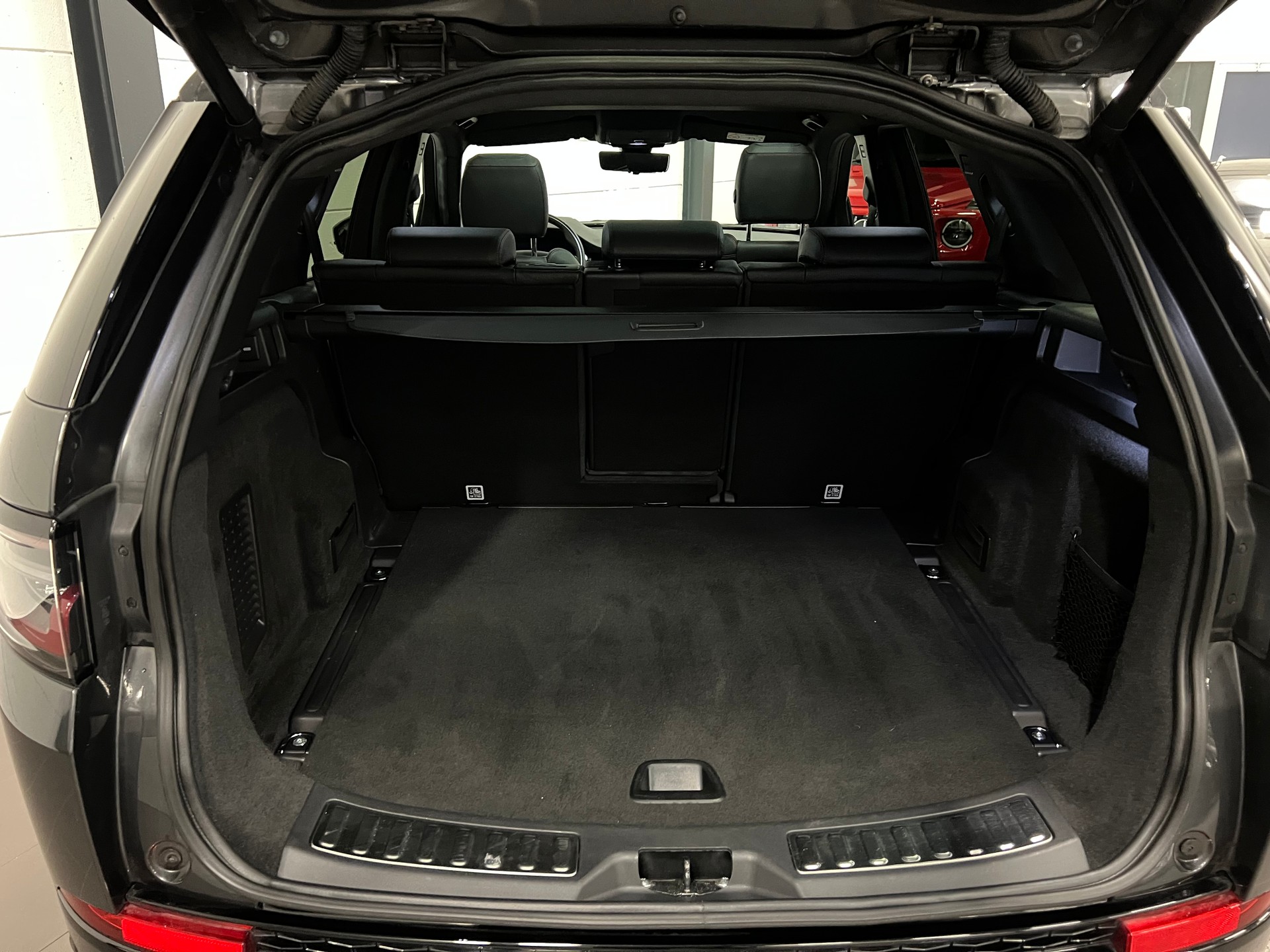 LAND ROVER Discovery Sport R Dyn P250 2.0 Si4 MHEV SE AT9-image-23