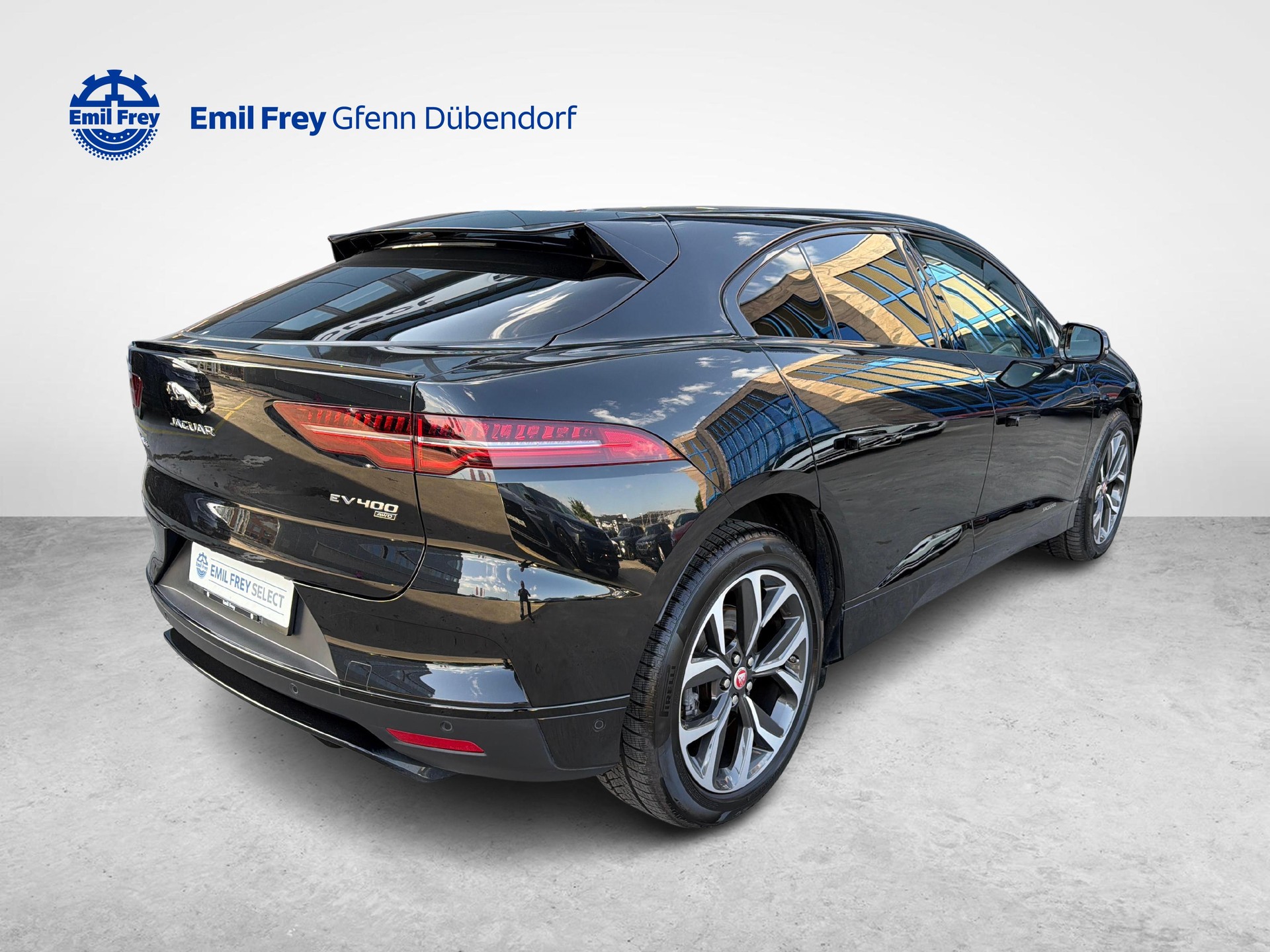 JAGUAR I-Pace EV400 HSE AWD-image-18