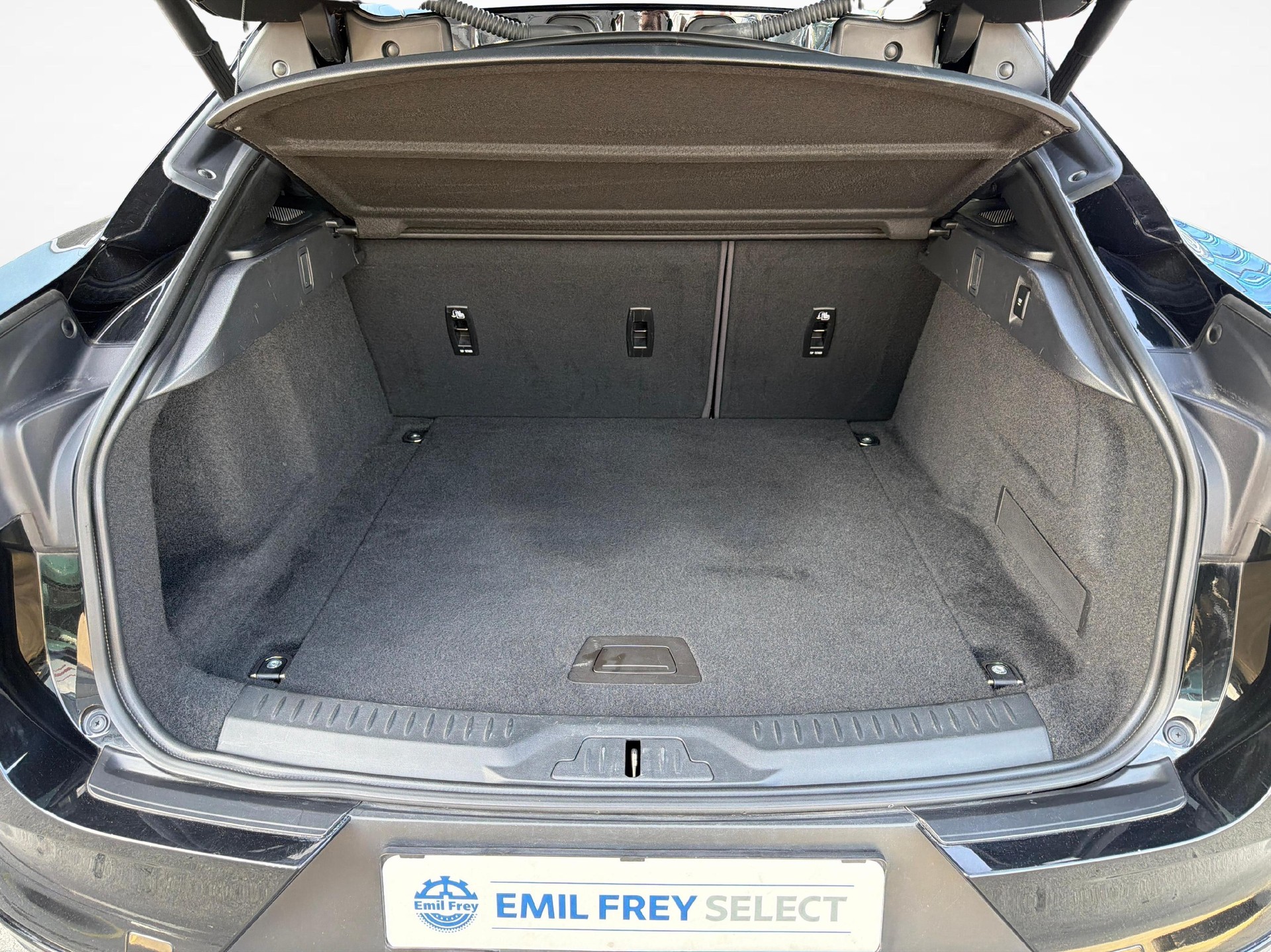 JAGUAR I-Pace EV400 HSE AWD-image-15