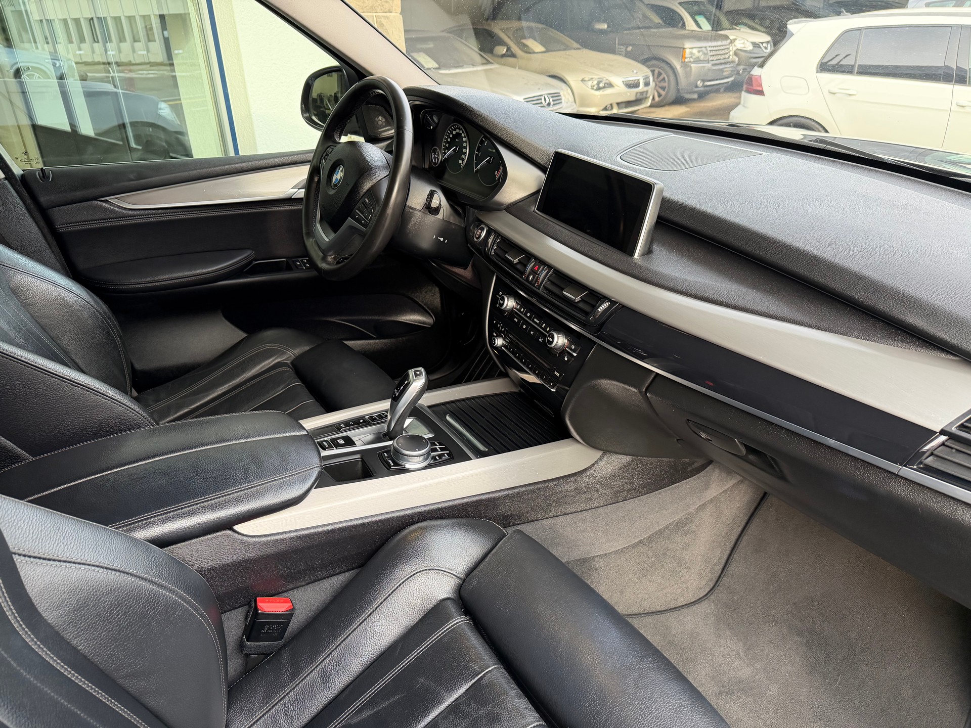 BMW X5 xDrive 30d Steptronic-image-9