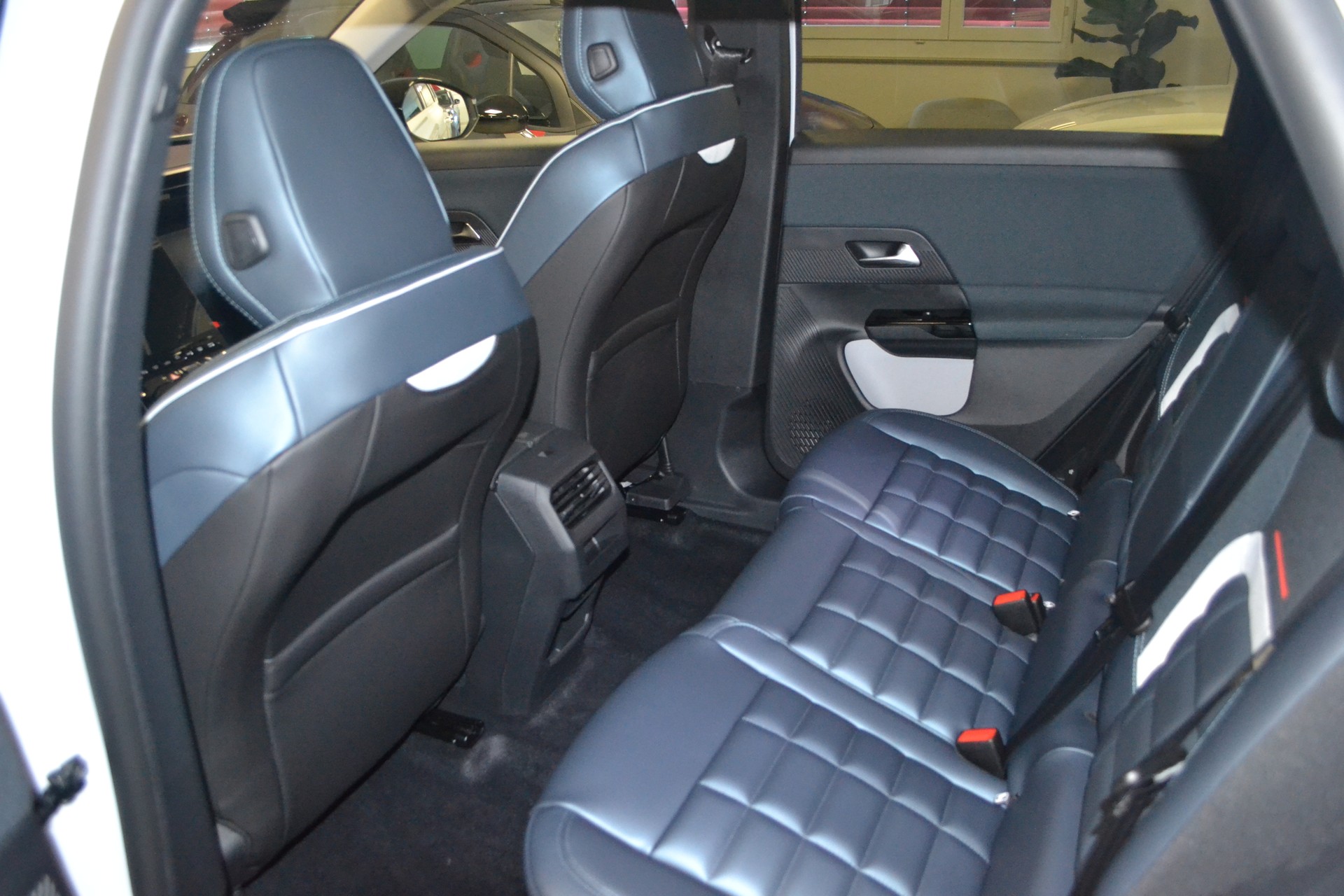 CITROEN C5 Aircross Max 1.2 MHEV-image-6