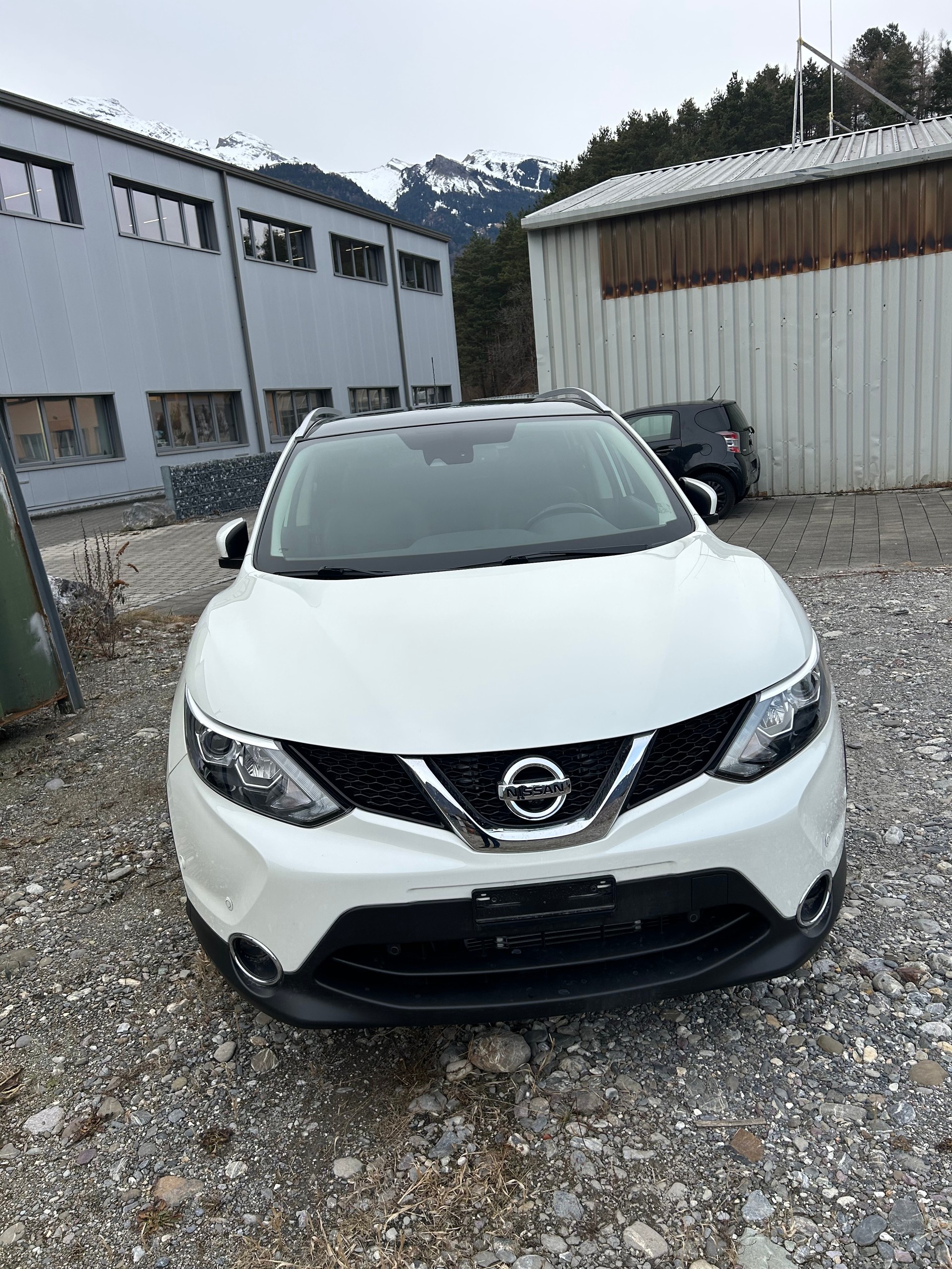 NISSAN Qashqai 1.2 DIG-T N-Connecta Xtronic CVT-image-1