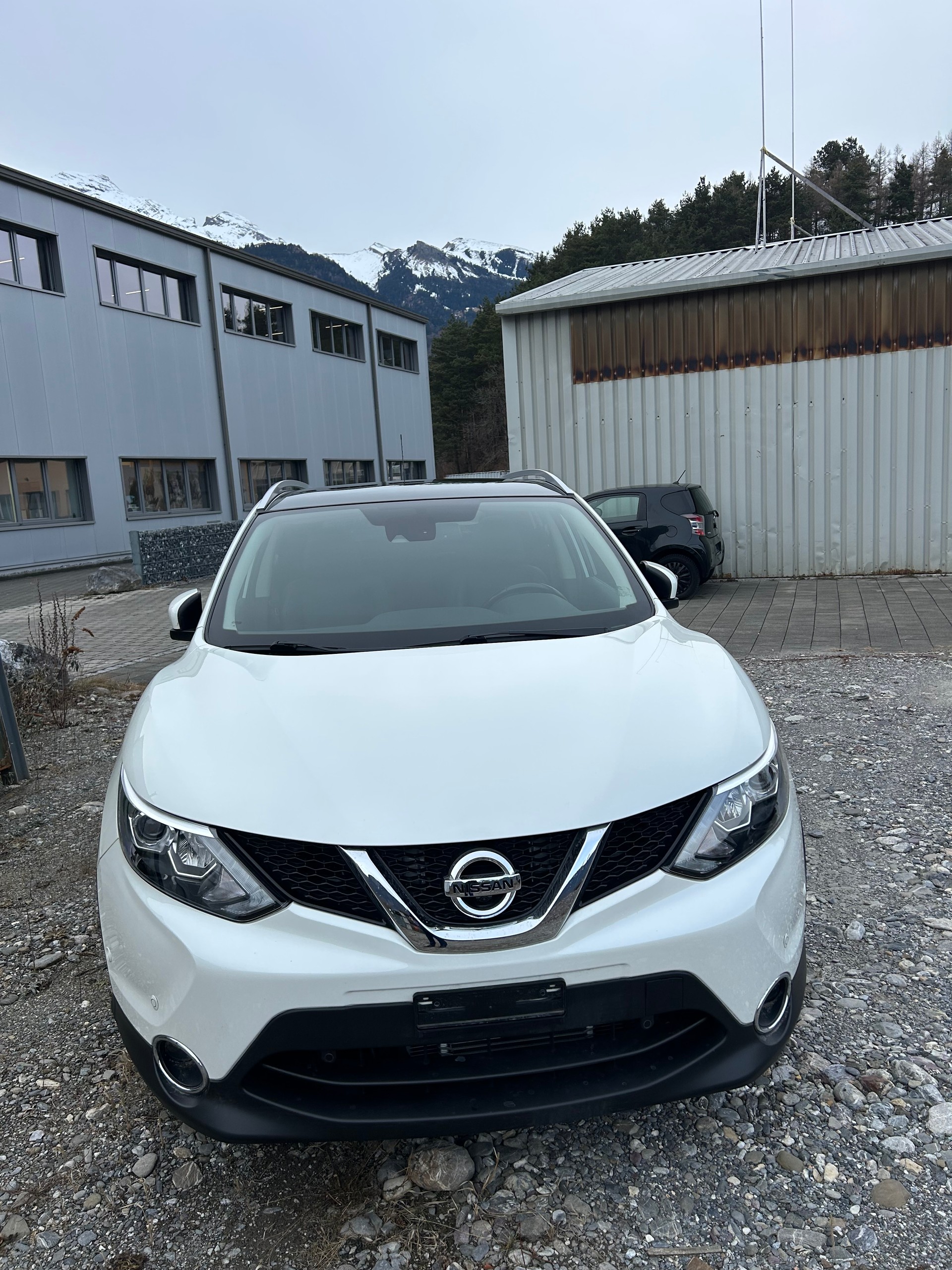 NISSAN Qashqai 1.2 DIG-T N-Connecta Xtronic CVT-image-0