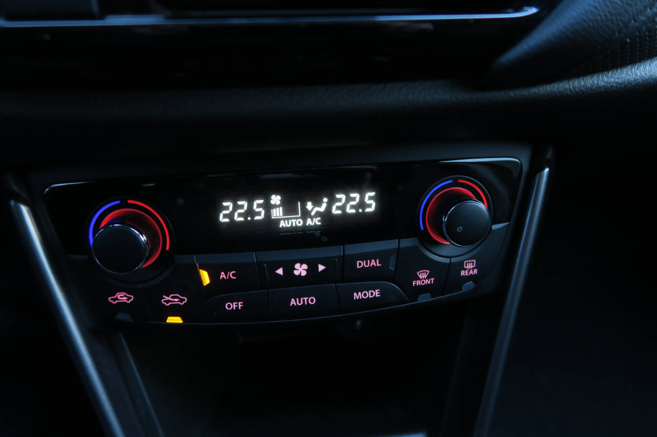 SUZUKI S-Cross 1.5 Compact Top Hybrid 4x4-image-12