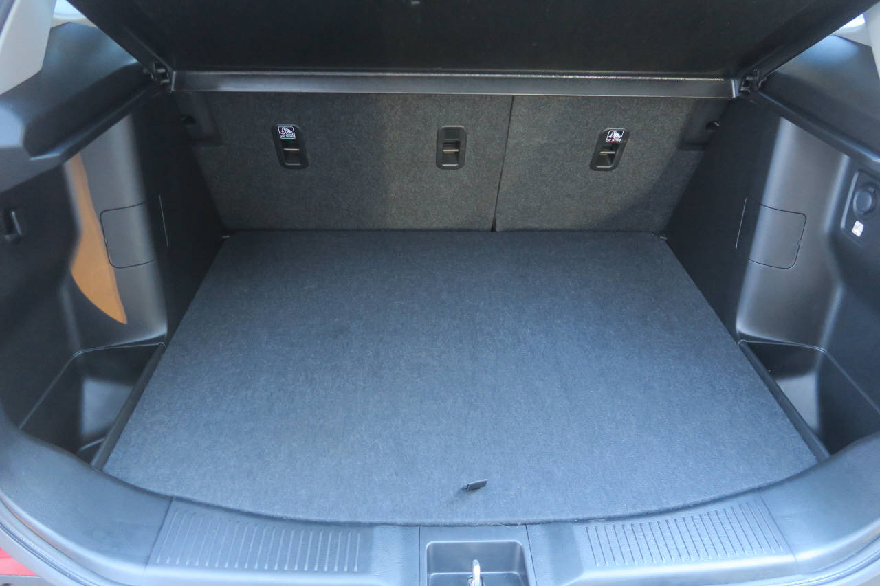 SUZUKI S-Cross 1.5 Compact Top Hybrid 4x4-image-15
