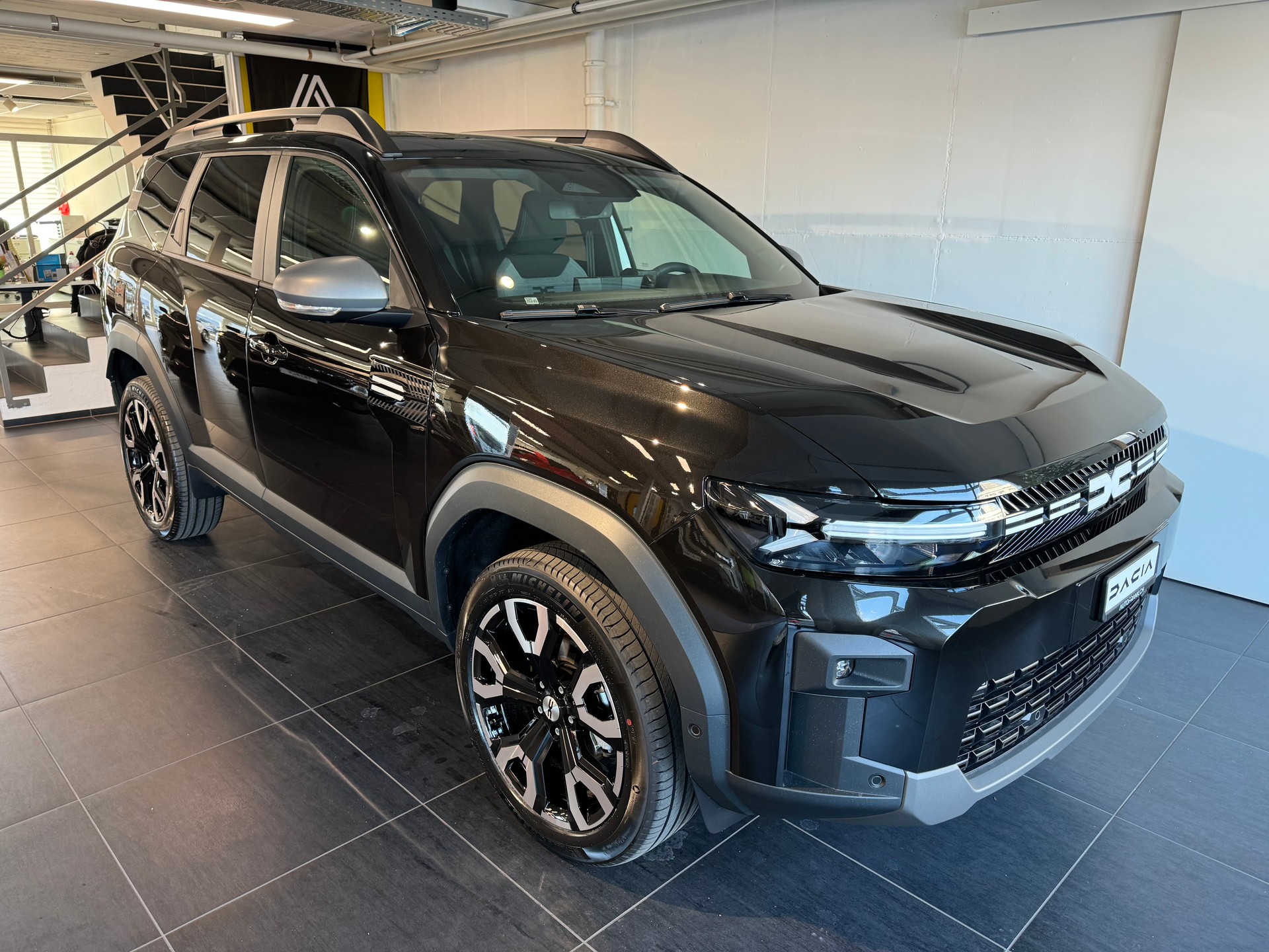 DACIA BIGSTER journey hybrid 155-image-0
