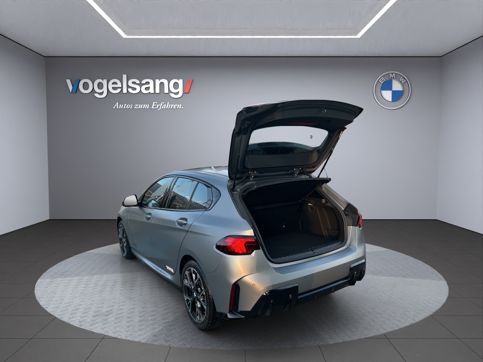 BMW 120 M Sport Steptronic-image-9
