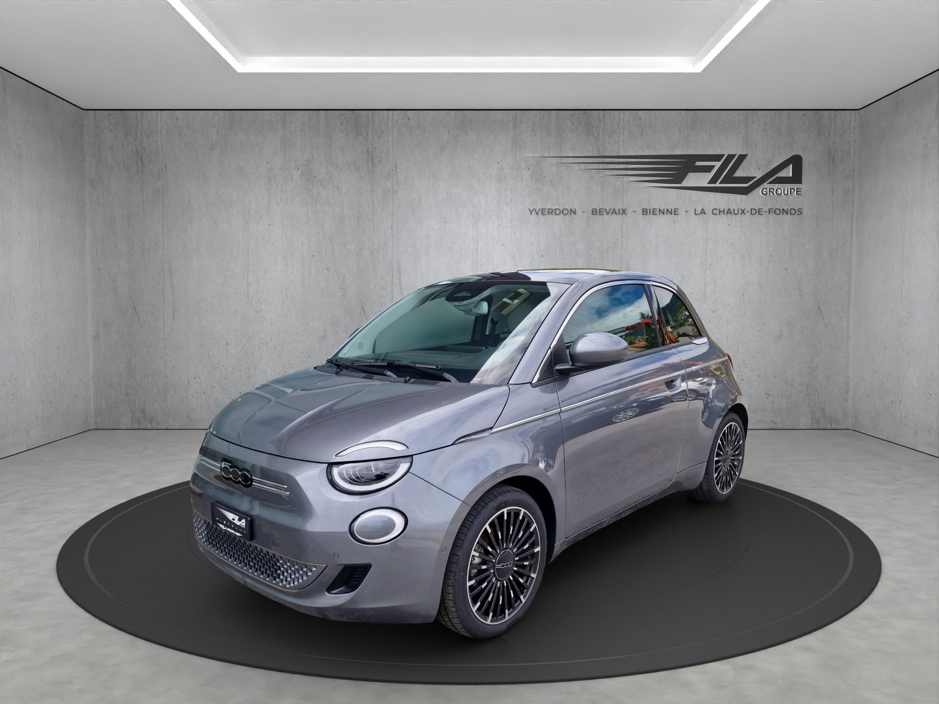 FIAT 500e La Prima by Bocelli Top-image-0