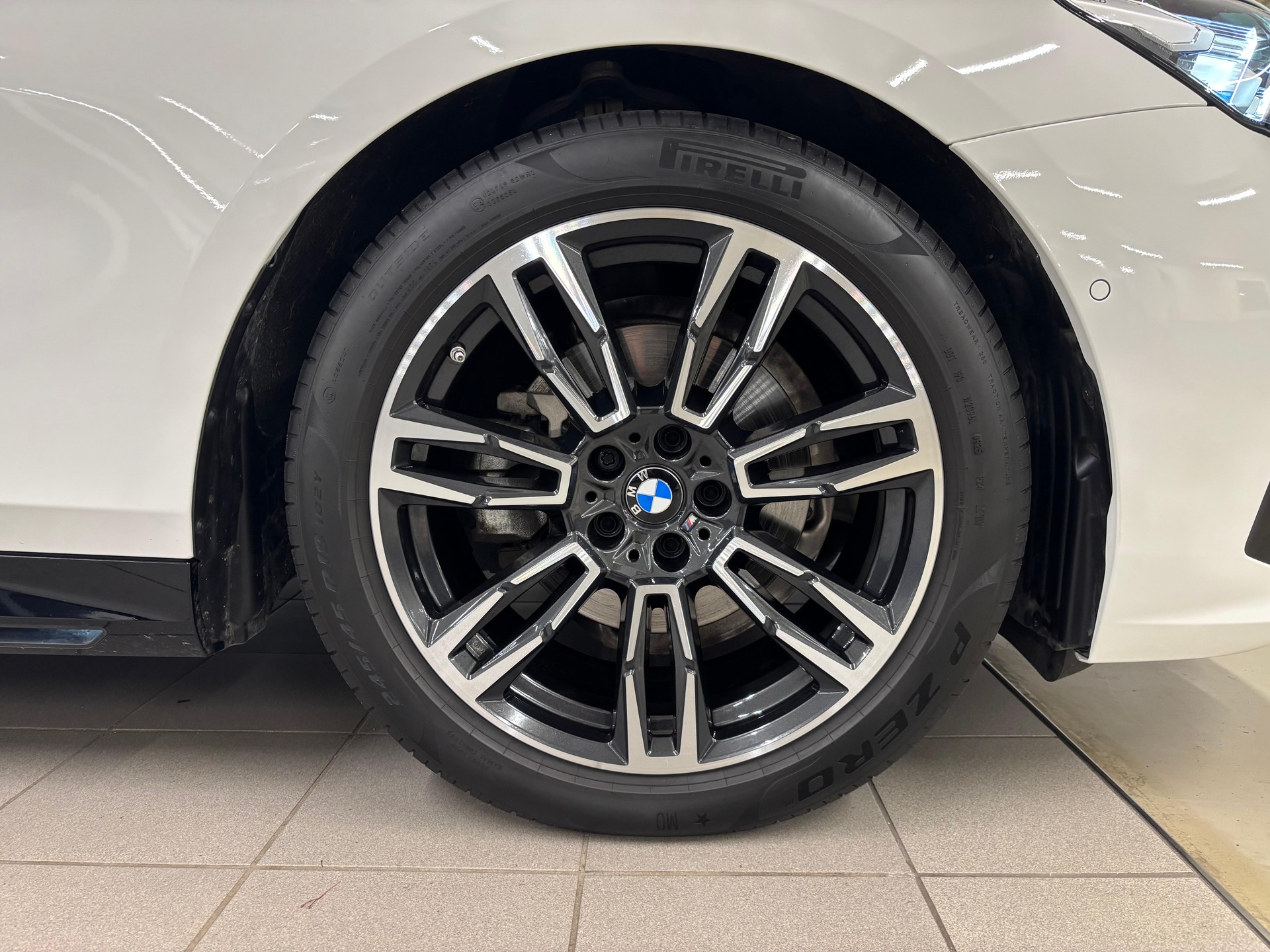 BMW 520d xDrive M-Sport 48V-image-20