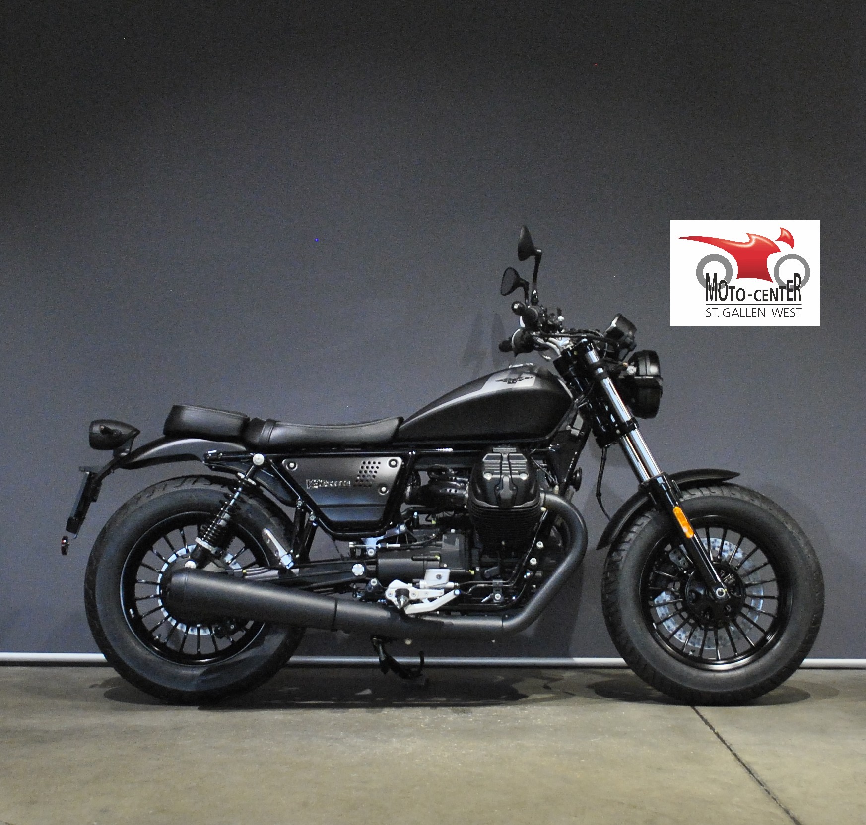 MOTO GUZZI V9 850 Bobber-showroom-element-1
