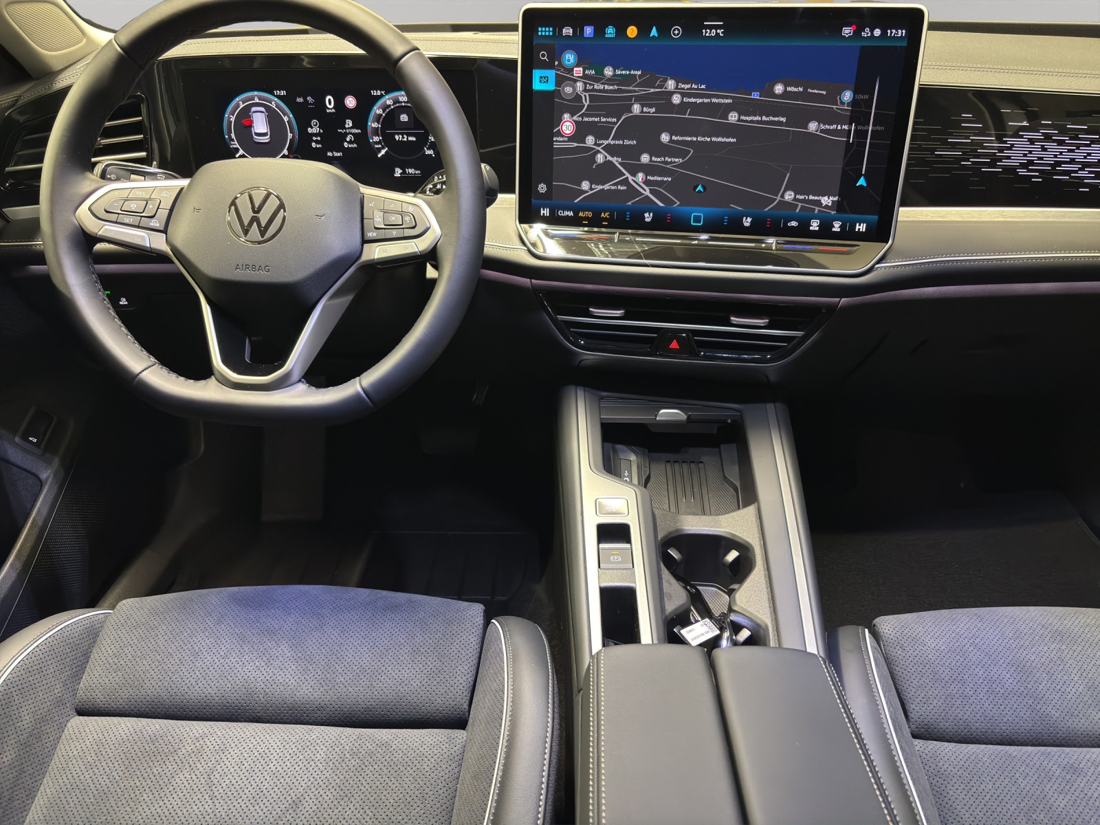 VW Passat Variant 1.5 eTSI evo2 Business DSG-image-7