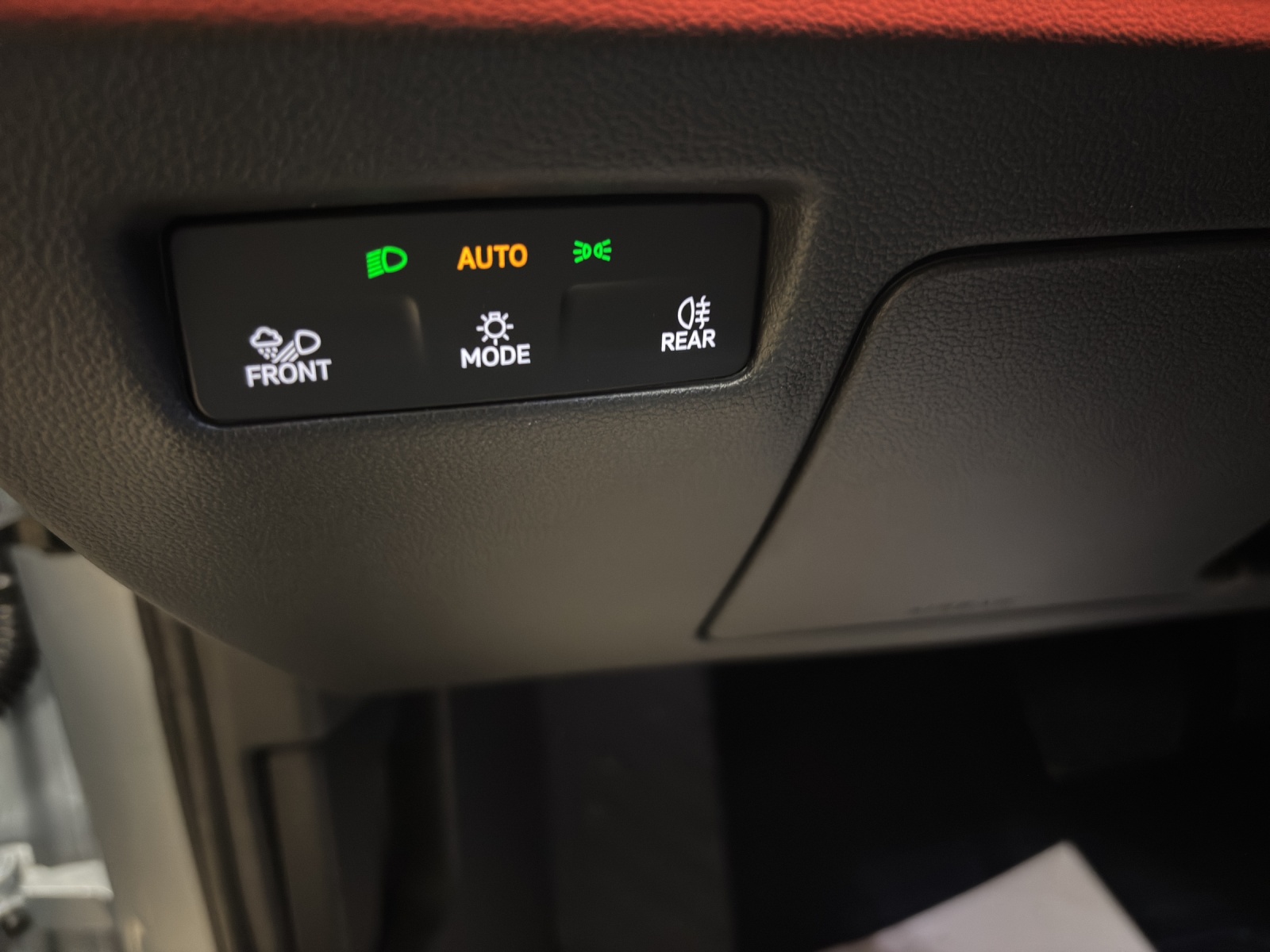 VW Passat Variant 1.5 eTSI evo2 Business DSG-image-21