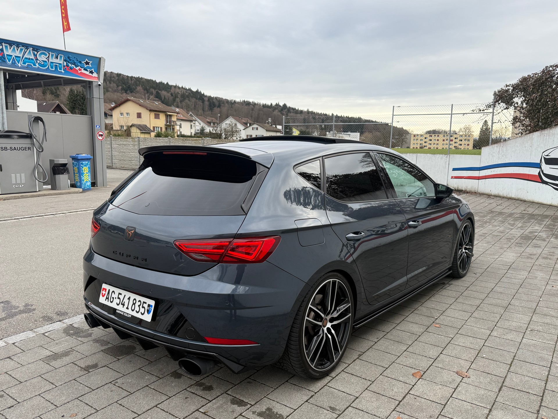 SEAT Leon 2.0 TSI Cupra 290 DSG-image-4