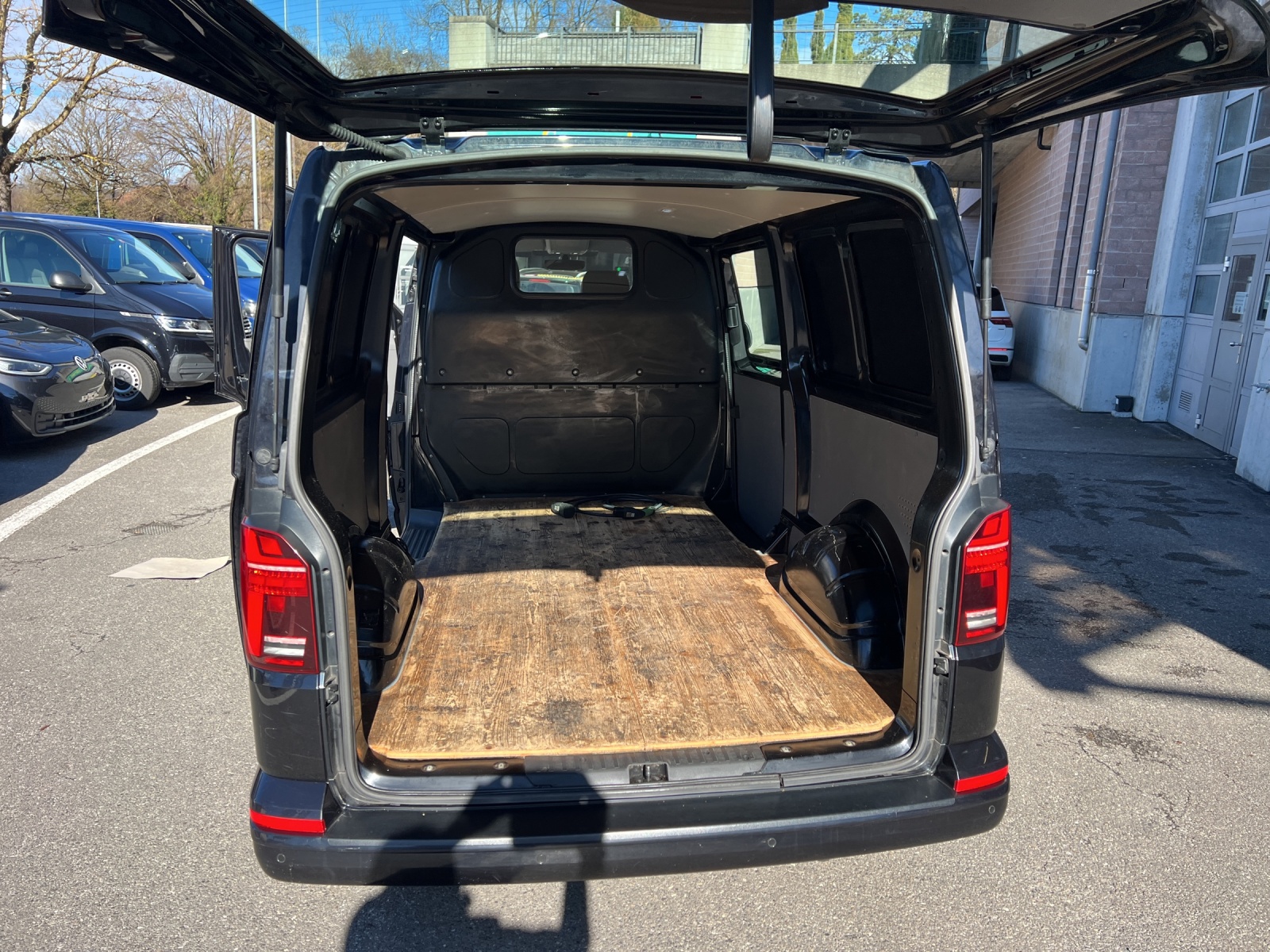 VW T6.1 ABTe-image-9
