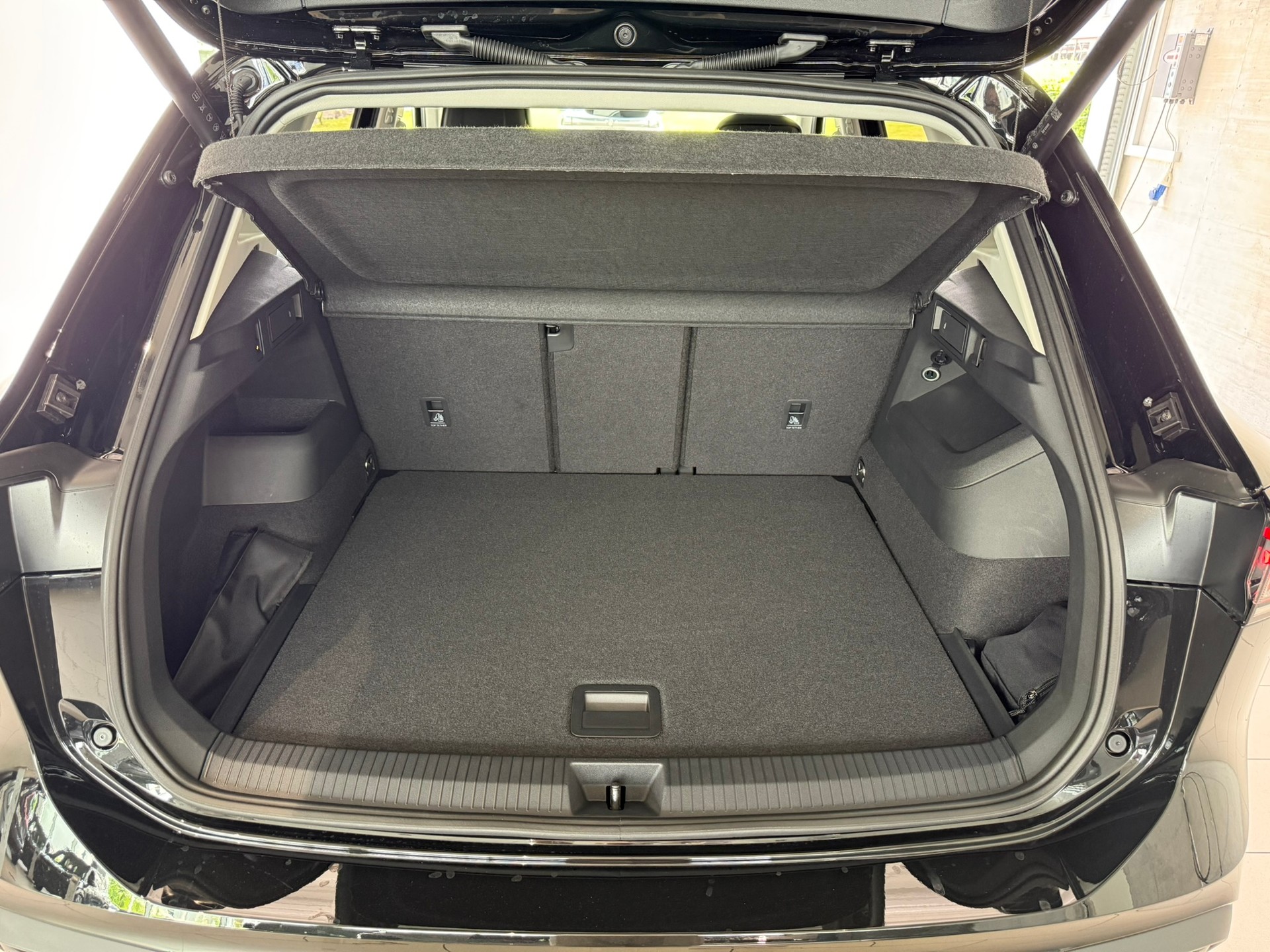 VW Tiguan 2.0 TSI DSG United 4Motion-image-5