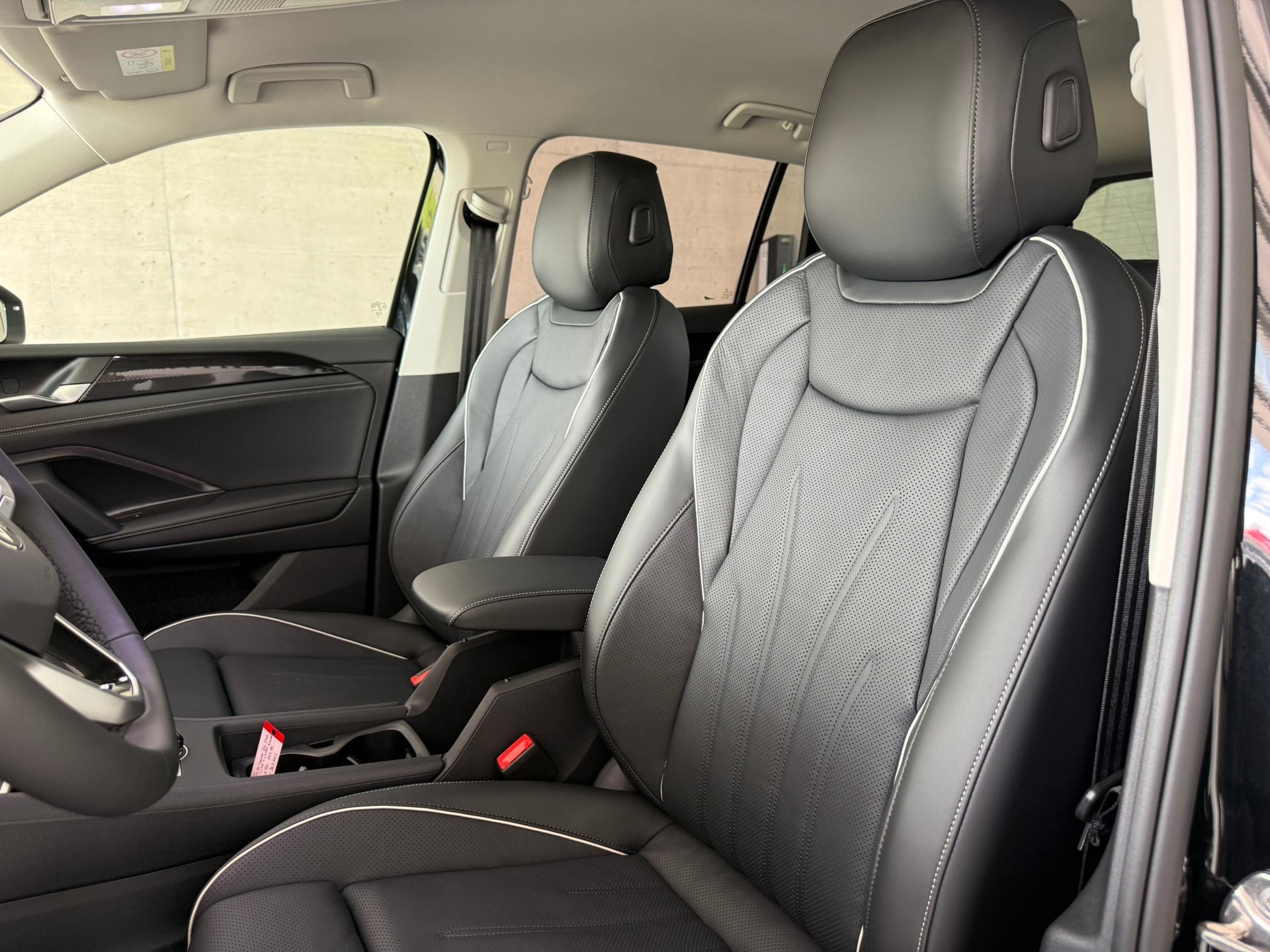 VW Tiguan 2.0 TSI DSG United 4Motion-image-11