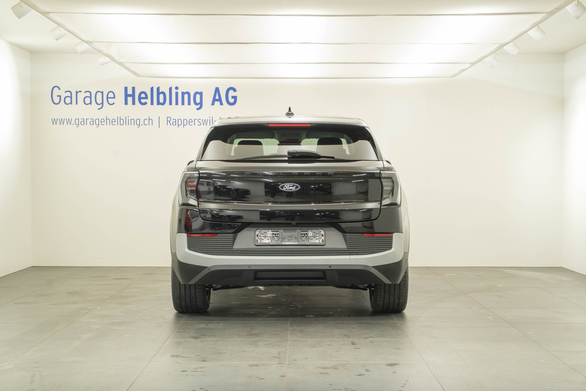 FORD Explorer Extended Range Premium AWD-image-3