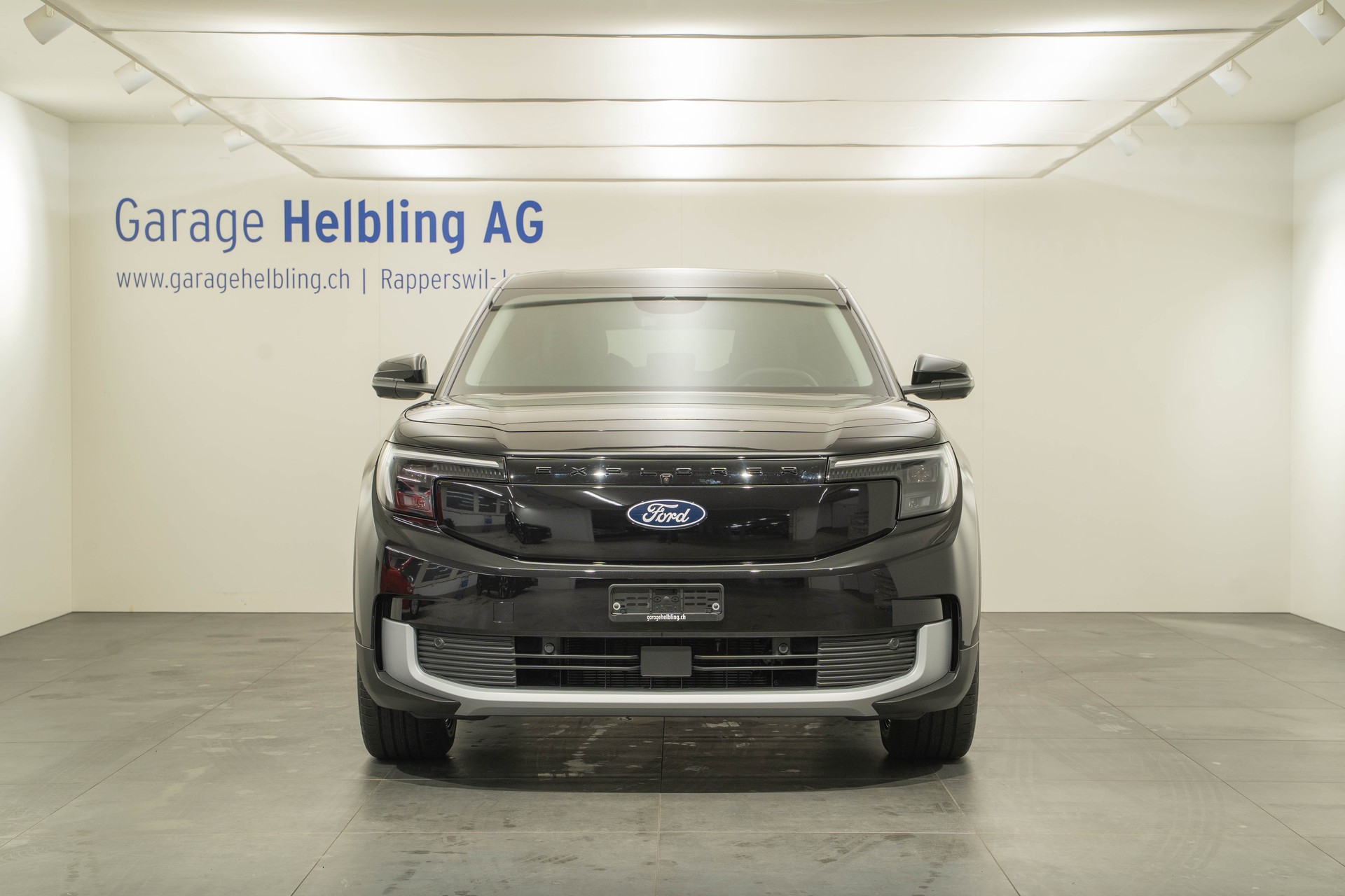 FORD Explorer Extended Range Premium AWD-image-1