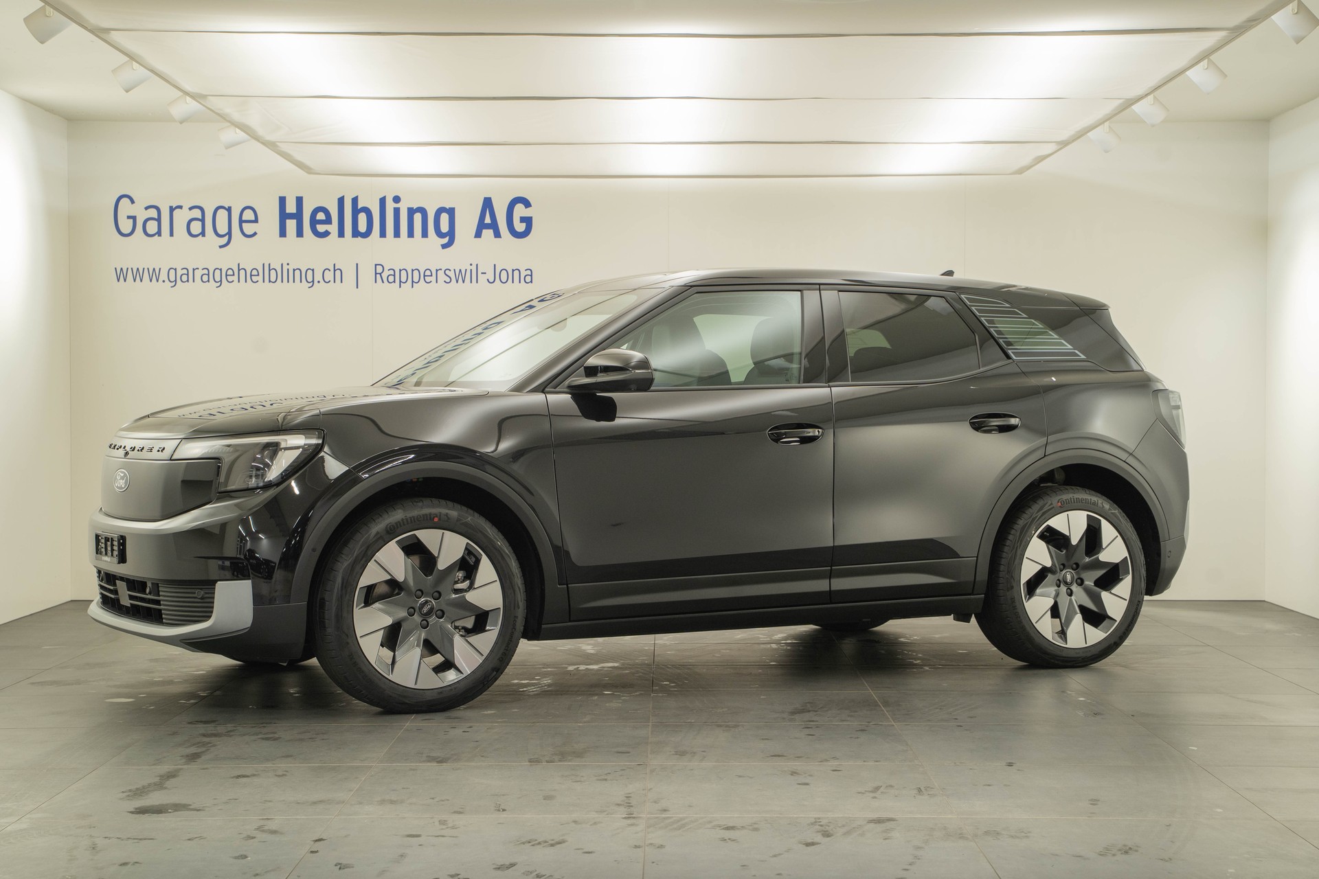 FORD Explorer Extended Range Premium AWD-image-0